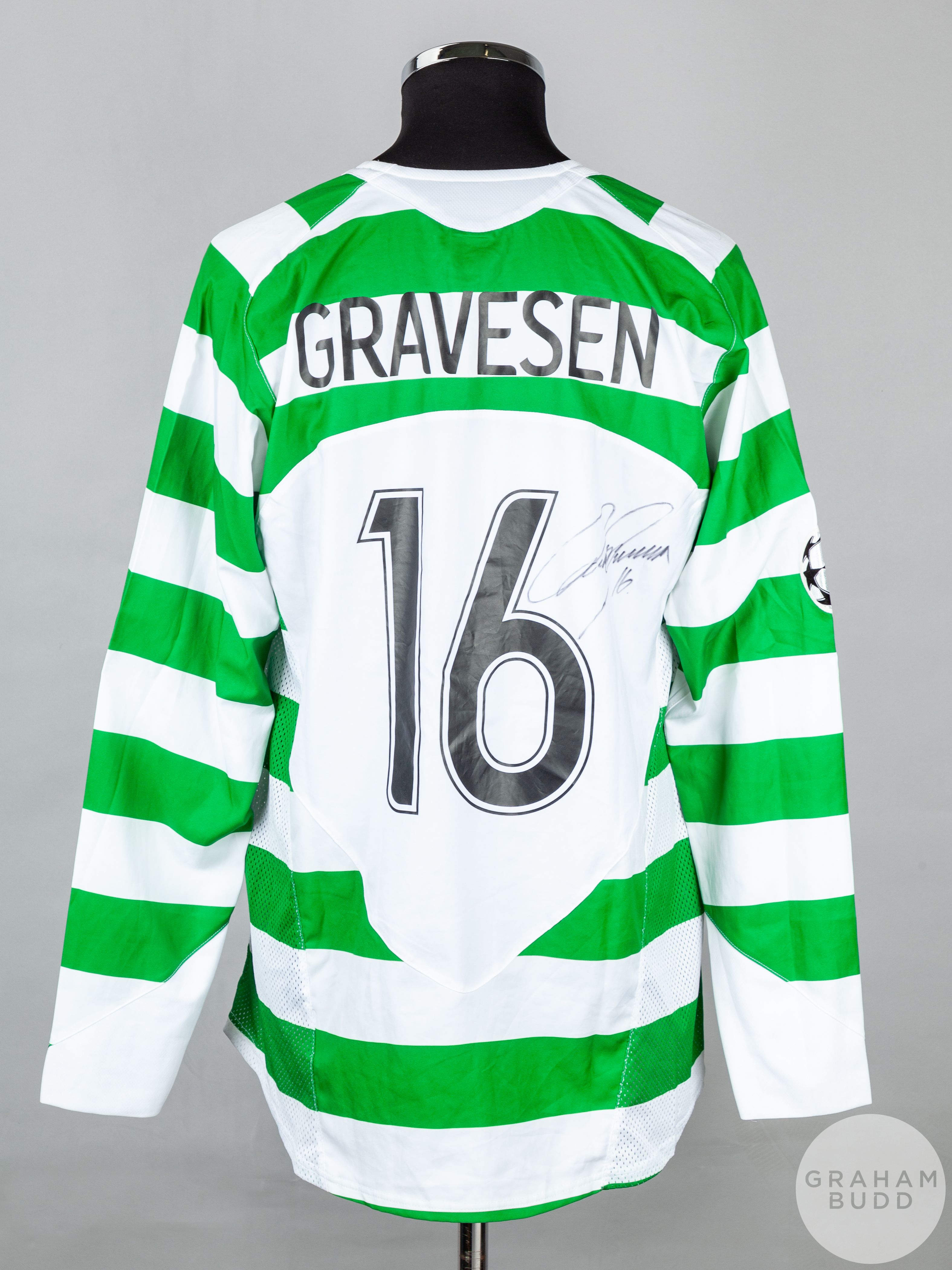 Thomas Gravesen green and white No.16 Celtic v. Manchester United long-sleeved shirt - Image 2 of 7