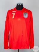 David Beckham red and white No.7 England match issued long-sleeve shirt, 2007