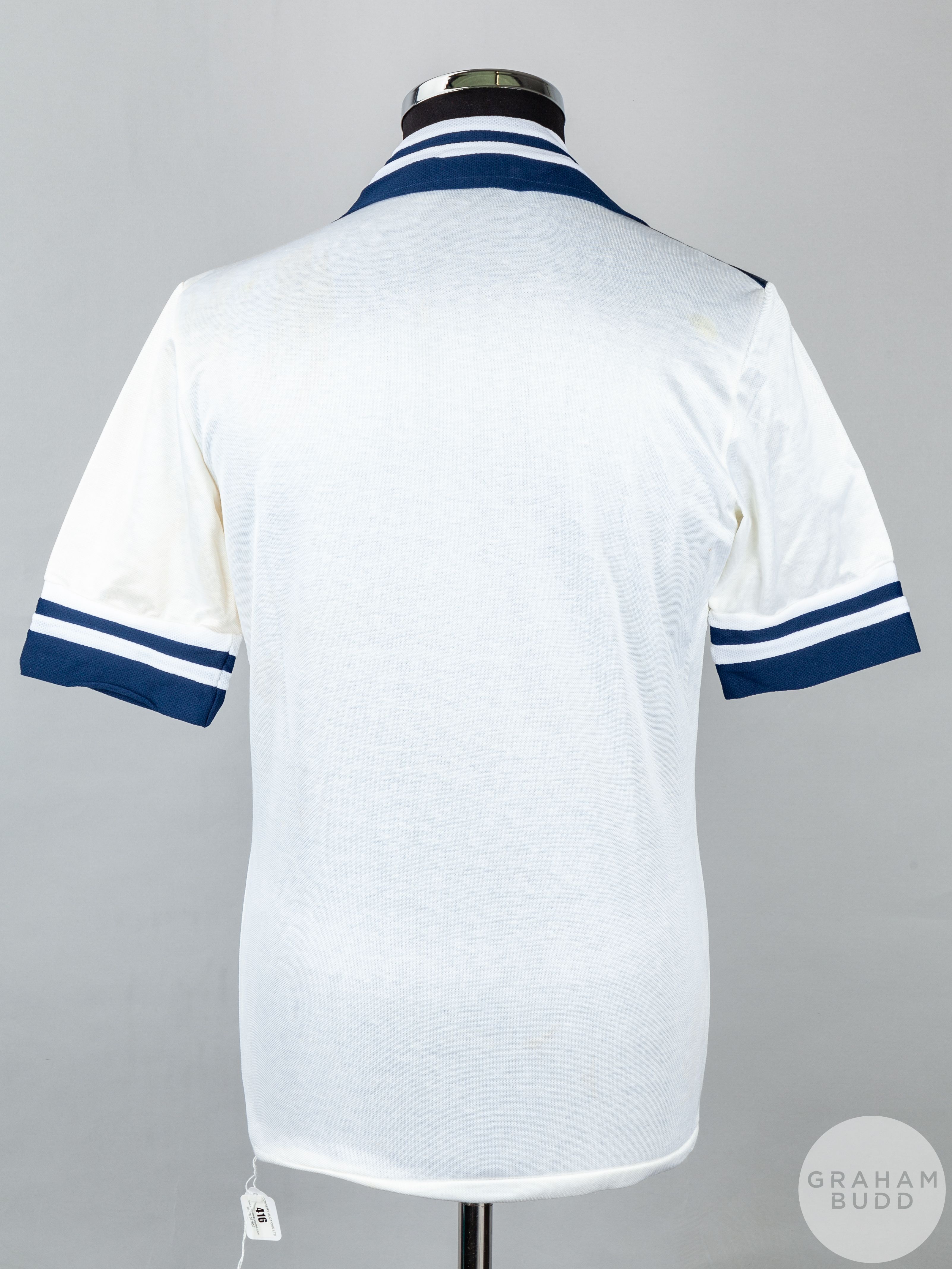 Rare white and blue Scotland International short-sleeved shirt - Image 2 of 5