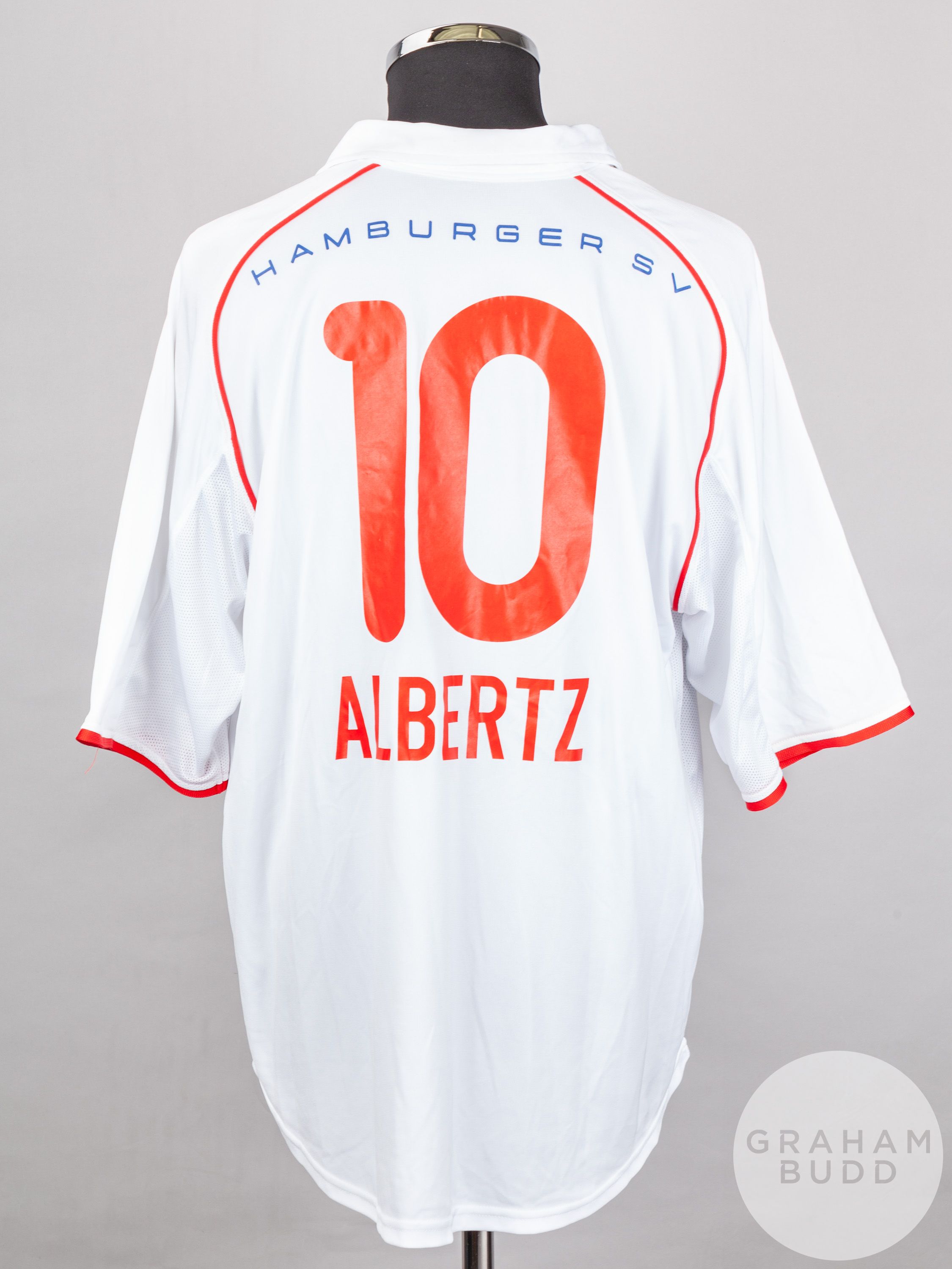 Jorg Albertz white and red No.10 Hamburg short-sleeved shirt, 2001-02 - Image 2 of 5