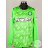 Joe Ledley green No.16 Celtic v. Kilmarnock long-sleeved shirt, 2010