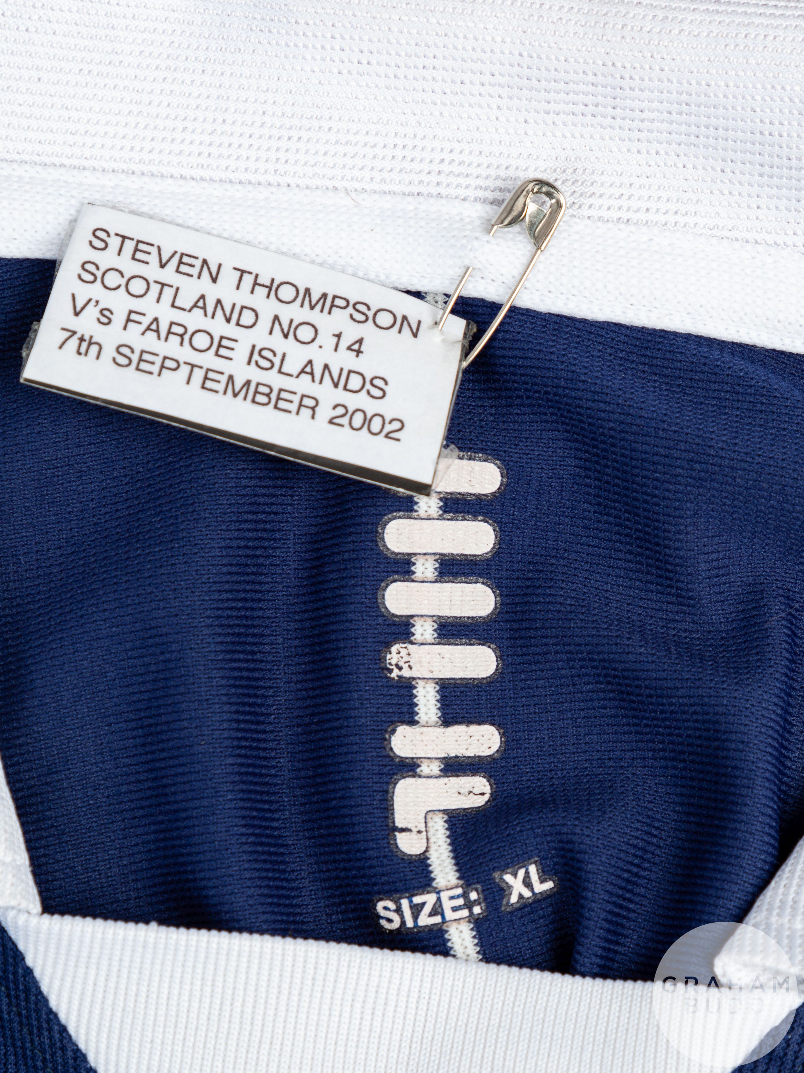 Steven Thompson blue and white No.14 Scotland short-sleeved shirt, 2002 - Image 5 of 5