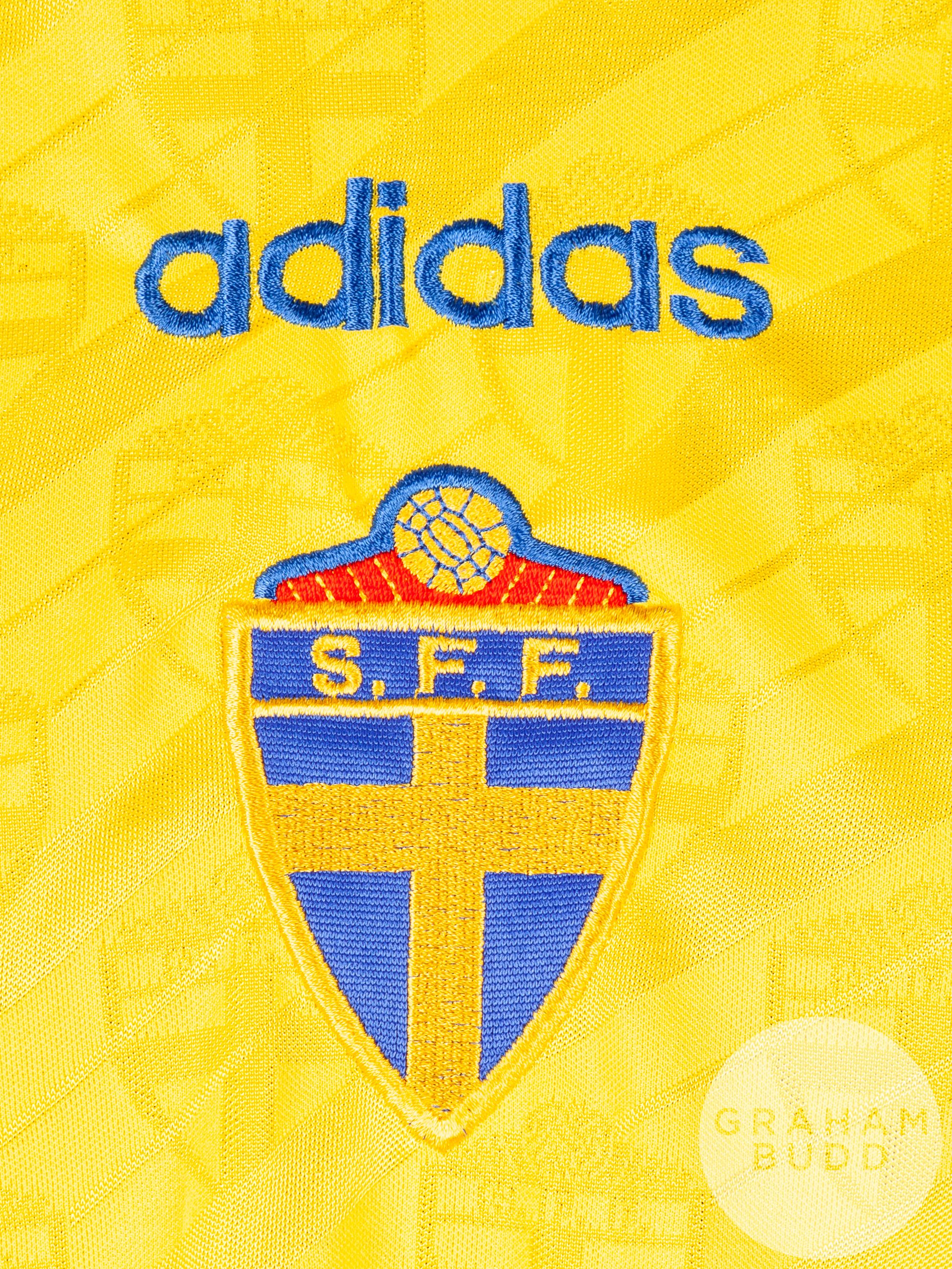 Yellow and blue No.2 Sweden v. Scotland short-sleeved shirt, 1995 - Image 3 of 5