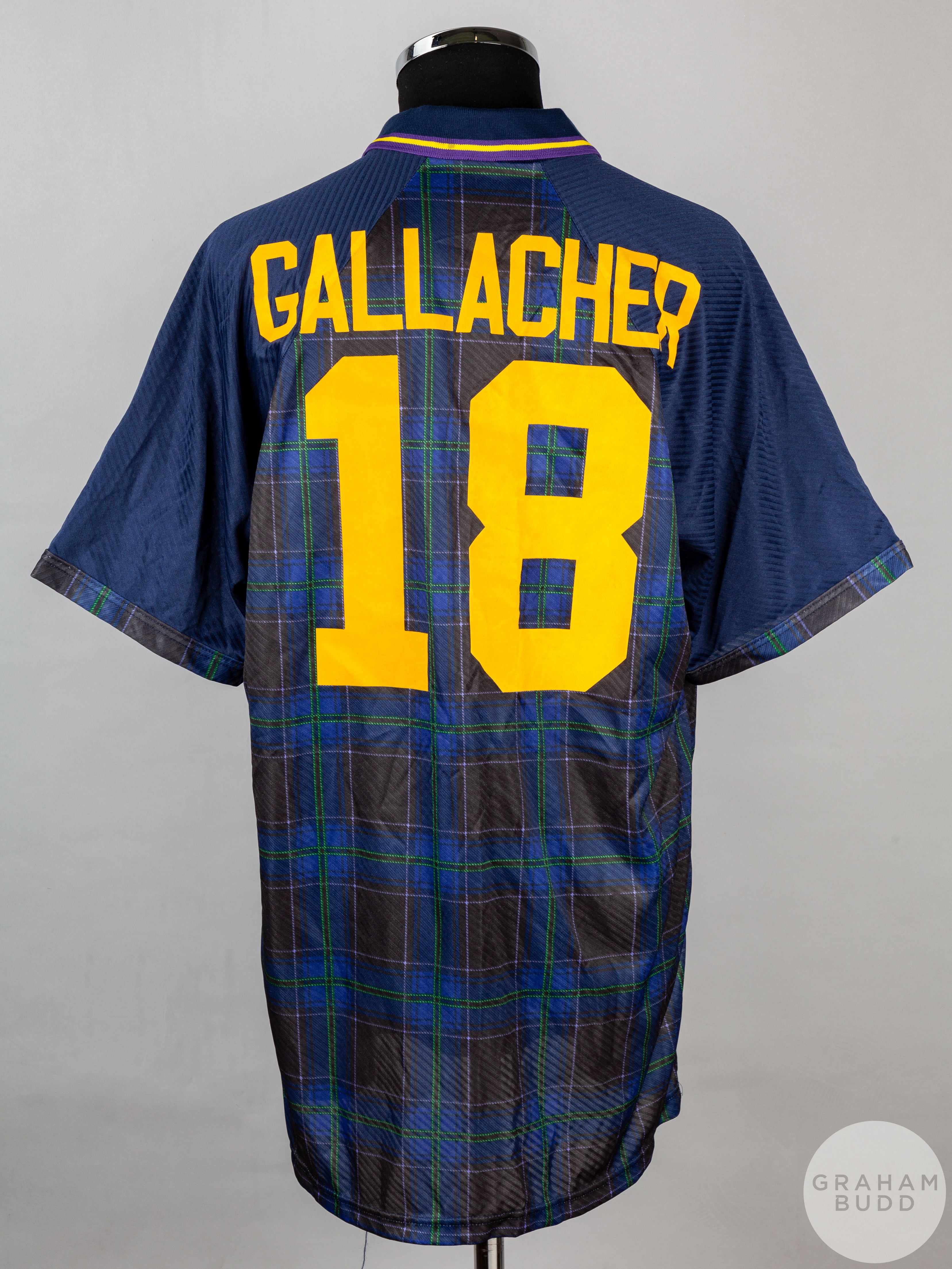 Kevin Gallacher blue tartan No.18 Scotland international short-sleeved shirt - Image 2 of 5