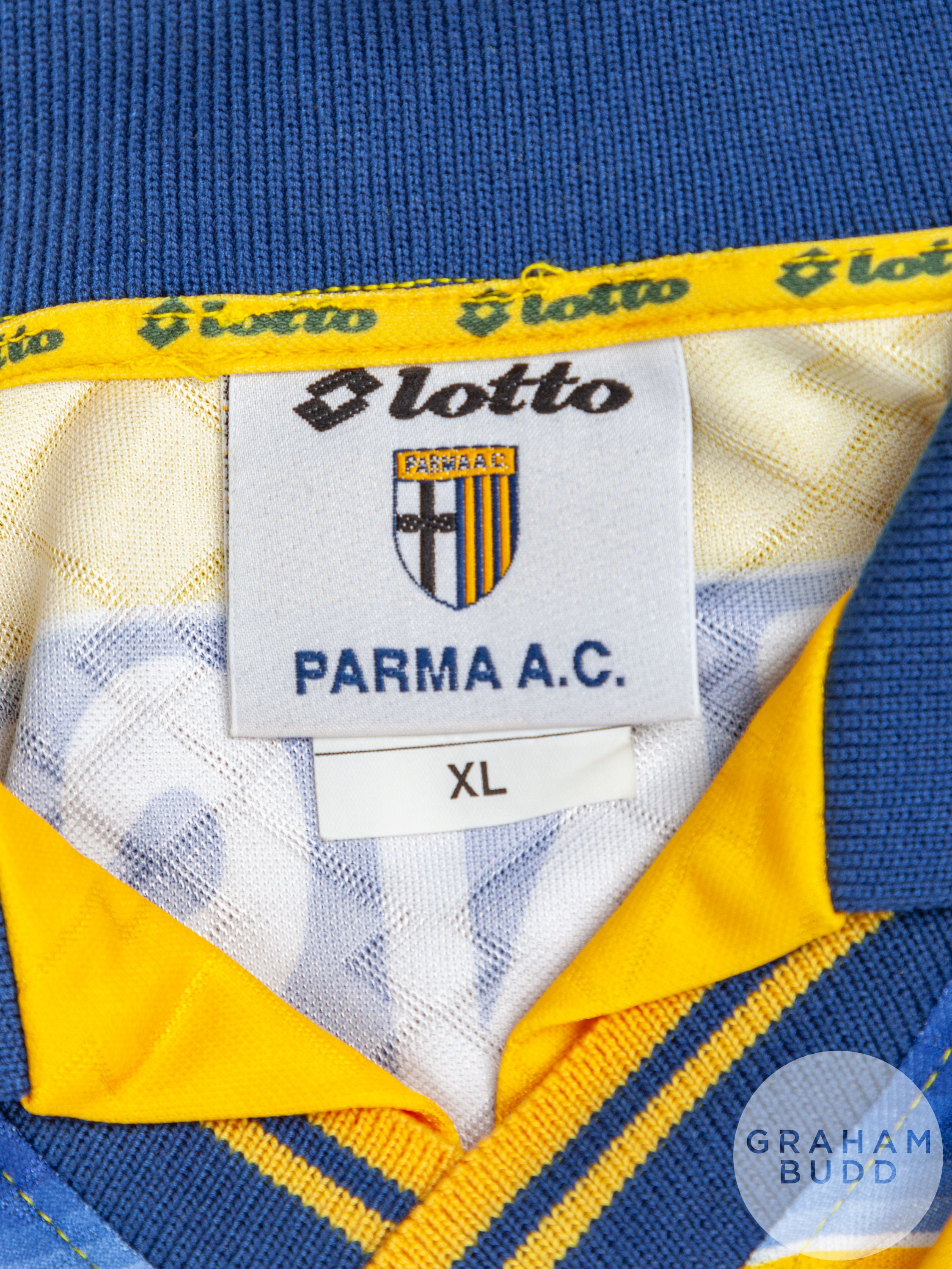Roberto Sensini yellow and blue No.6 Parma long-sleeved shirt, 1998 - Image 4 of 5