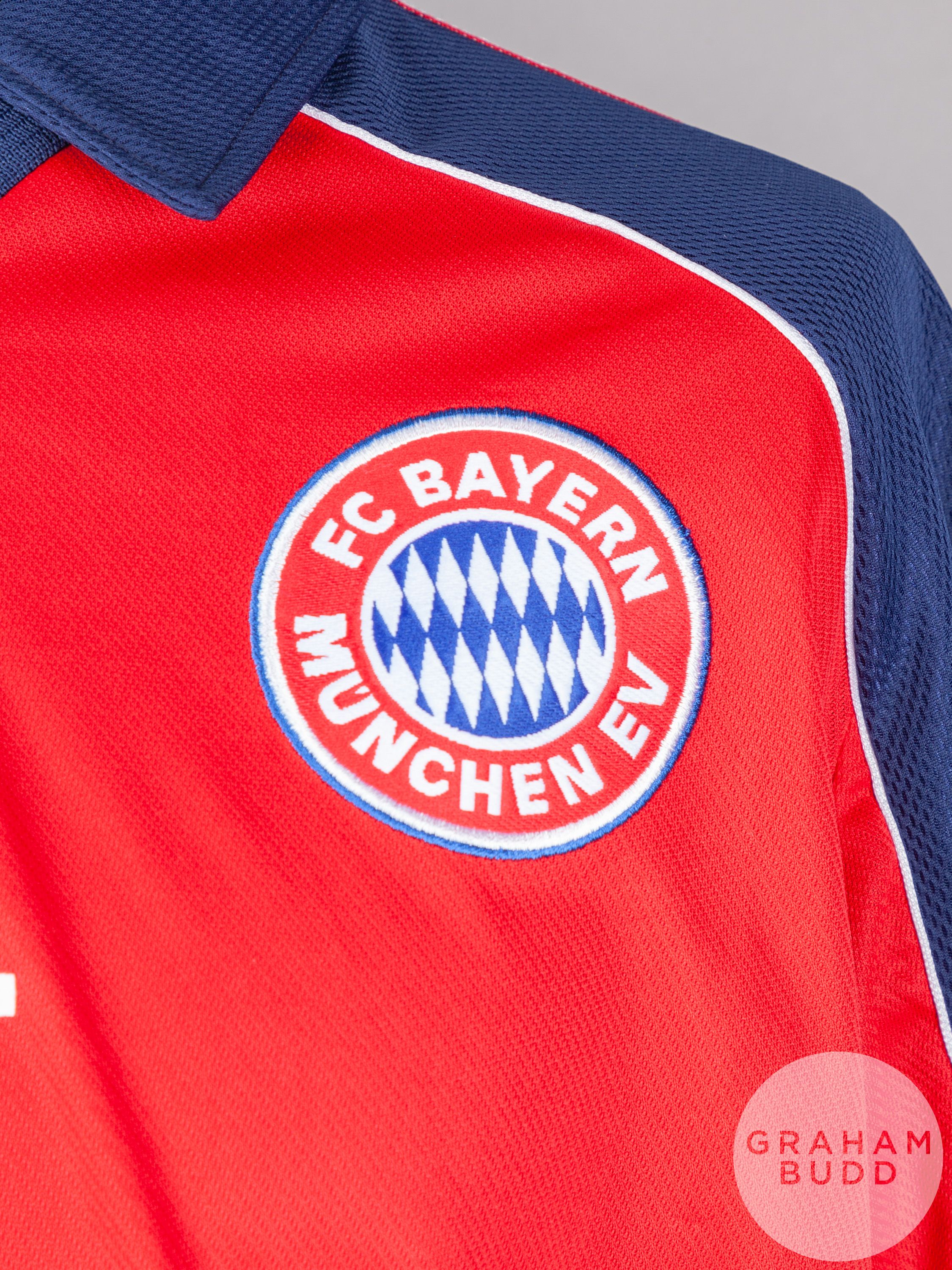Markus Babbel red and blue No.2 Bayern Munich Champions League short-sleeved shirt - Image 3 of 6
