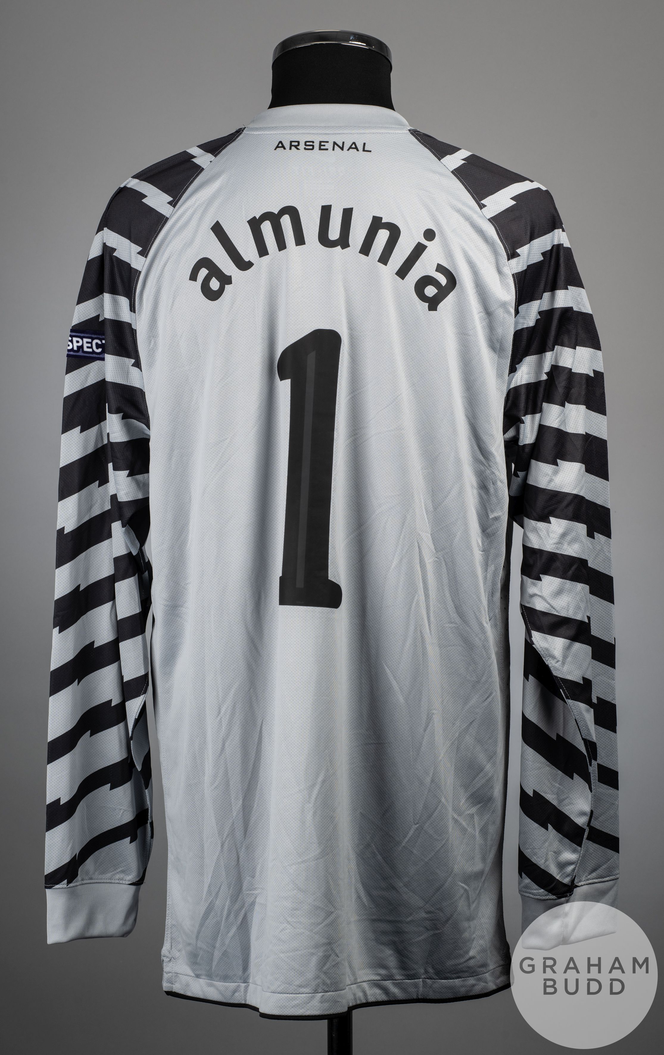 Manuel Almunia grey and black No.1 Arsenal Champions League goalkeepers shirt - Image 2 of 2