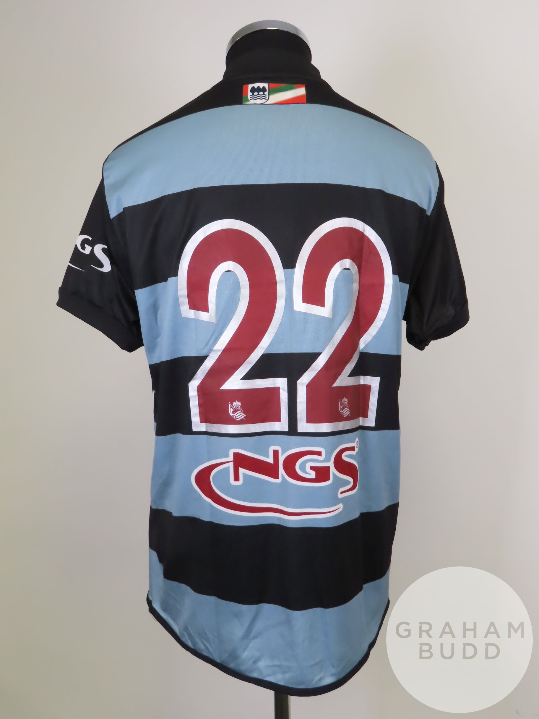 Blue and black No.22 Real Sociedad match worn short-sleeved shirt, 2006-07 - Image 2 of 2