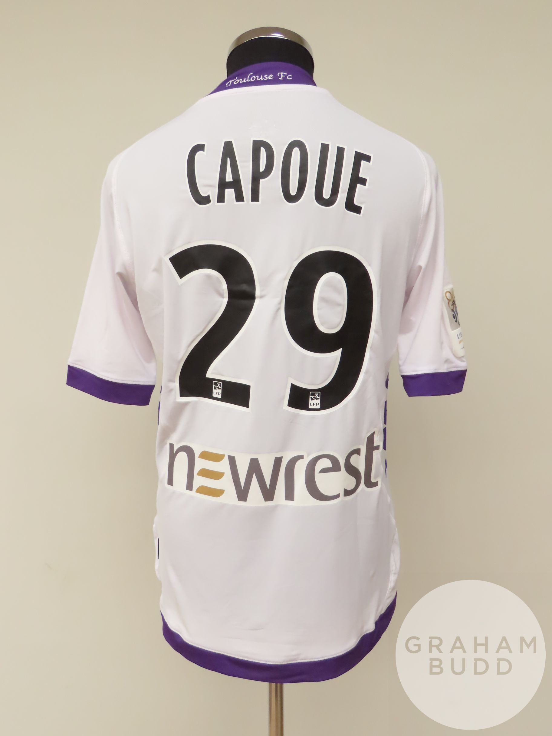 Etienne Capoue signed white and purple Toulouse no.29 away shirt, 2012-13, - Image 2 of 3