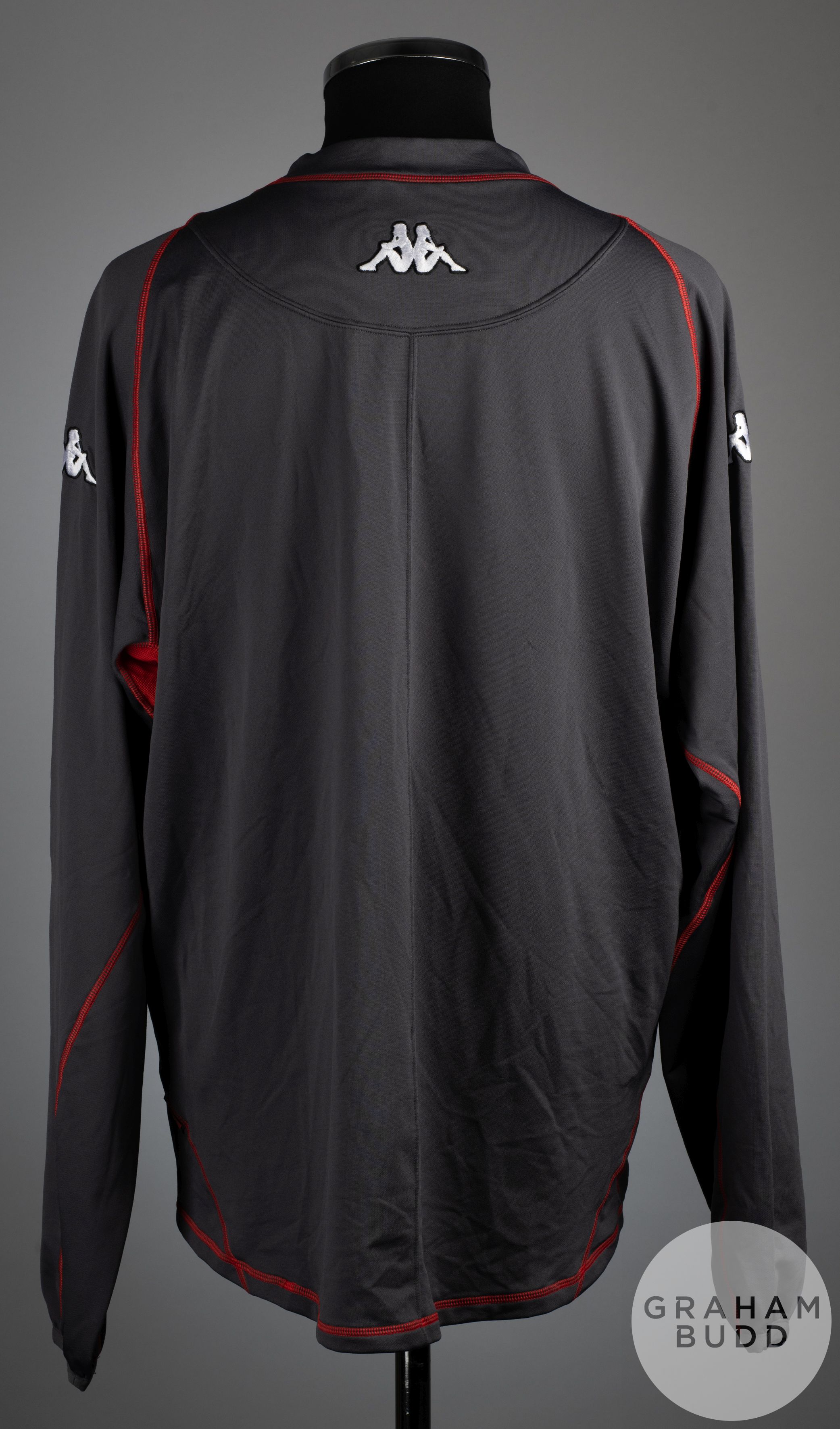 An official Wales International training top - Image 2 of 2