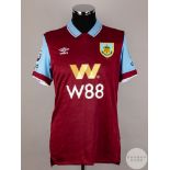 Vitinho signed claret & blue Burnley No.22 home shirt, season 2023-24,