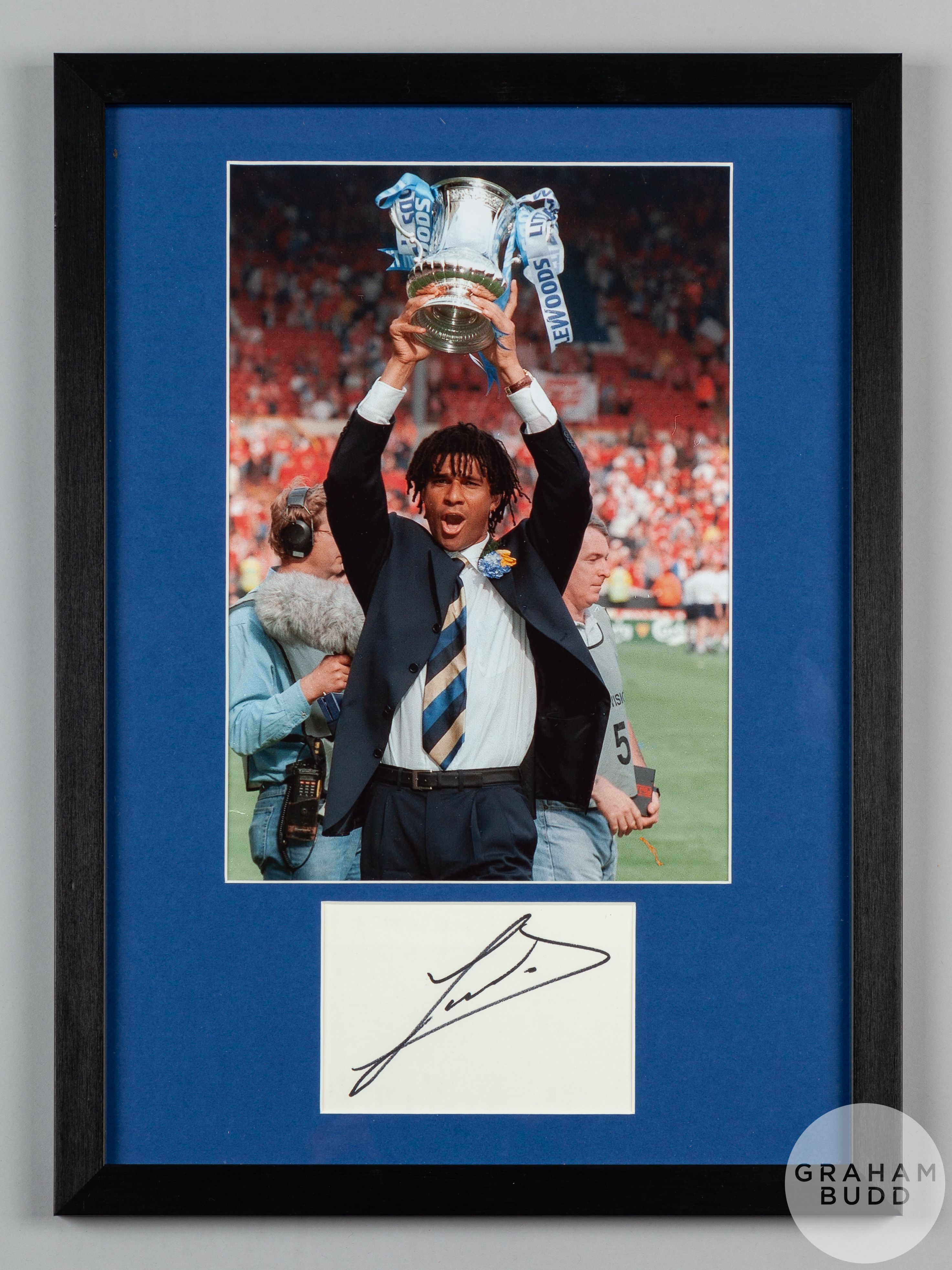 Ruud Gullit and Kerry Dixon: pair of Chelsea legends at Wembley signed framed photographic displays, - Image 2 of 5