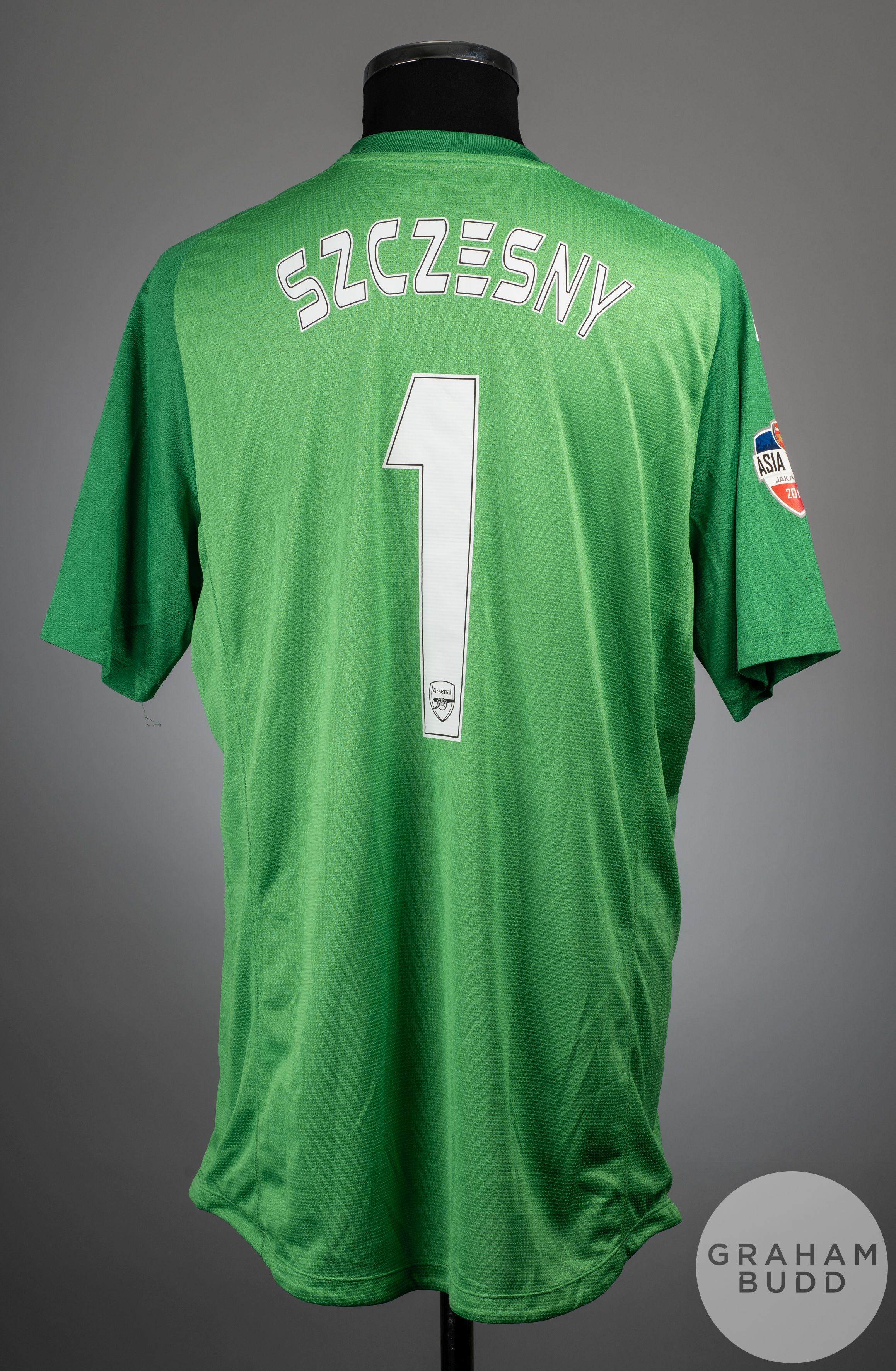 Wojciech Szczesny green No.1 Arsenal match issue goalkeeper shirt, 2013 - Image 2 of 2
