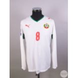 White Bulgaria No.8 2010 World Cup Qualifier home shirt, 2008,