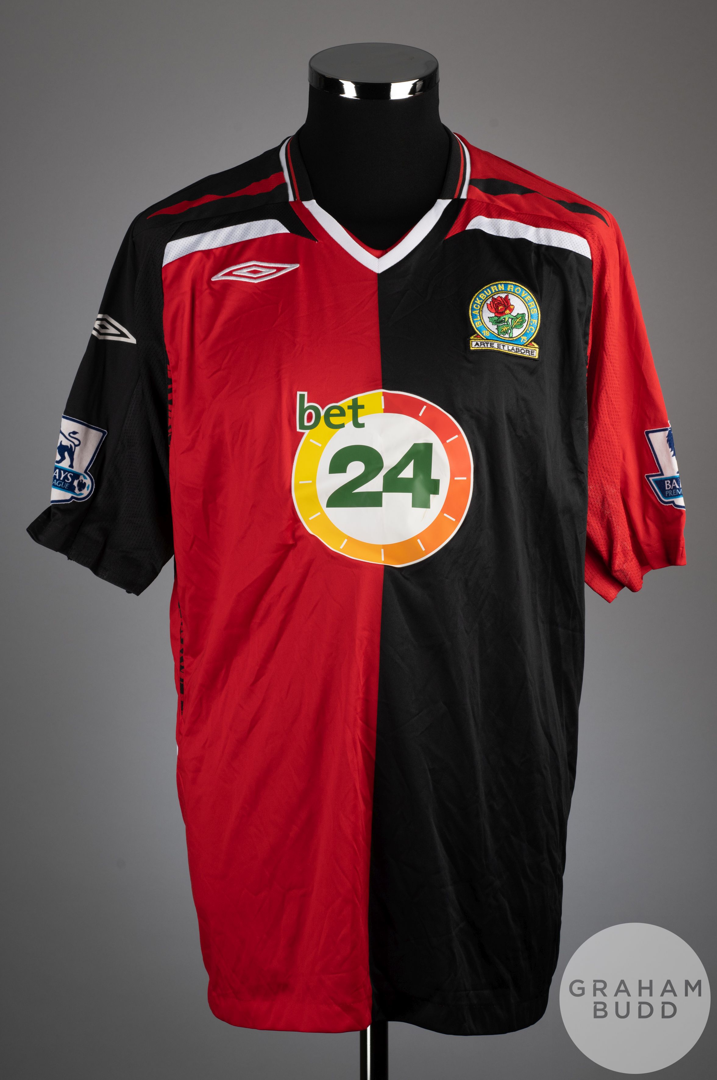 Roque Santa Cruz black and red No.9 Blackburn Rovers short sleeved shirt, 2007-08