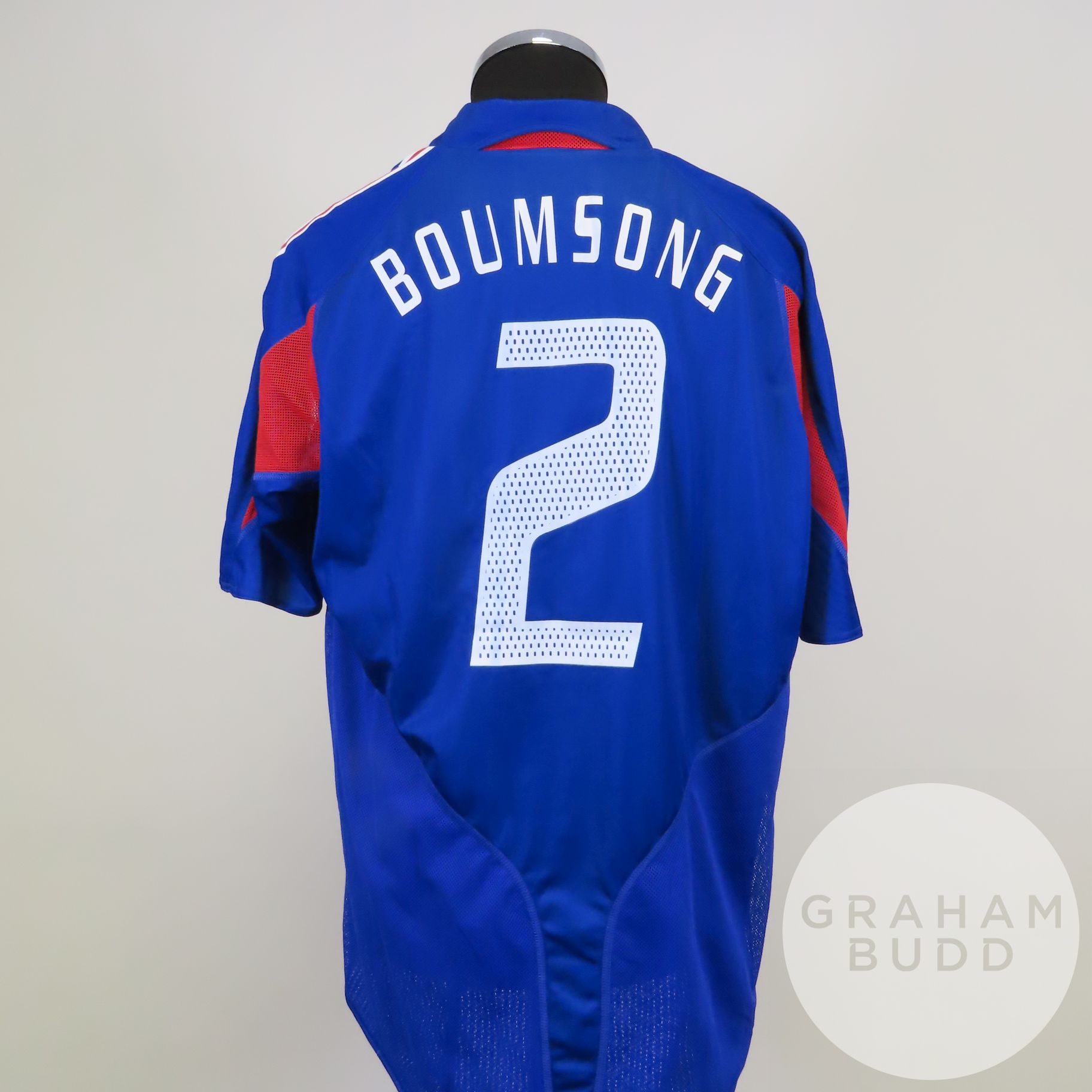 Jean-Alain Boumsong blue and red No.2 France match issued short-sleeved shirt, 2004 - Bild 2 aus 2