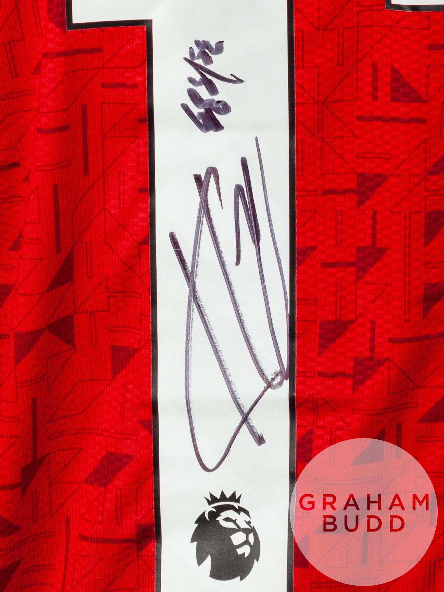 Hwang Hee Chan signed red & greyish green Wolverhampton Wanderers No.11 away shirt, season 2023-24, - Bild 4 aus 6