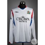David Dunn signed white No.8 Blackburn Rovers long sleeved shirt, 2010-11