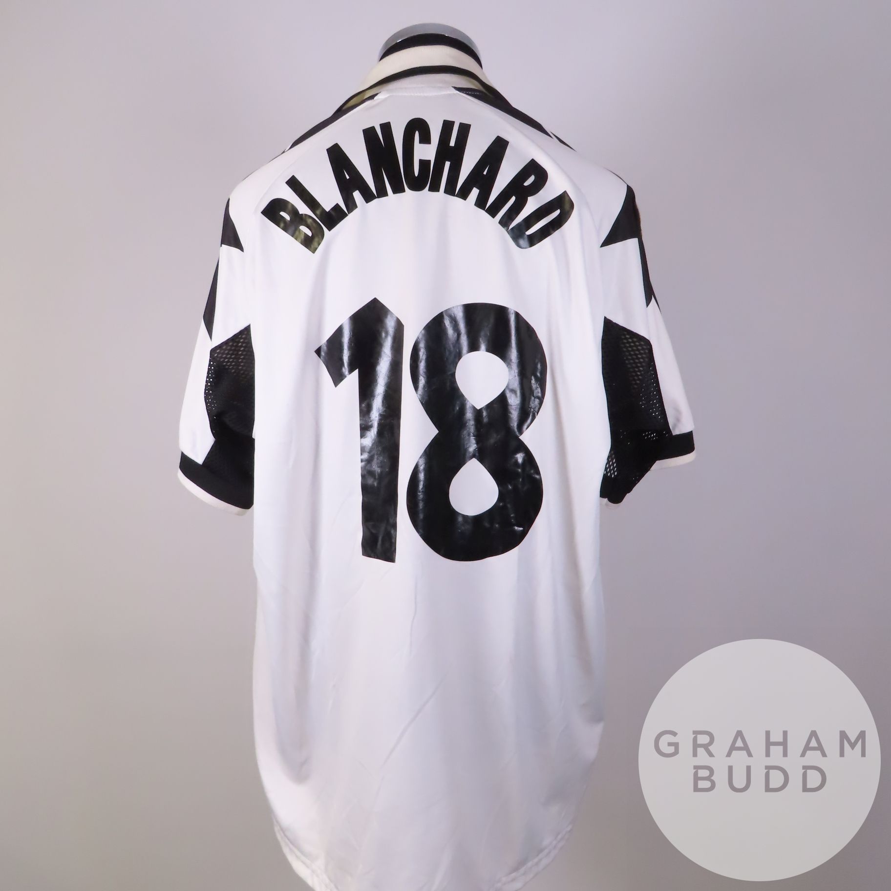 Jocelyn Blanchard signed black and white No.18 Juventus match worn shirt, 1998-99 - Image 2 of 2