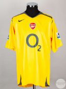 Robin Van Persie yellow No.11 Arsenal short sleeved shirt 2006-07.