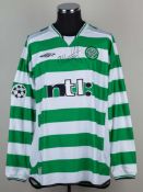 Morten Wieghorst green and white No.11 Celtic shirt, 2001-02.