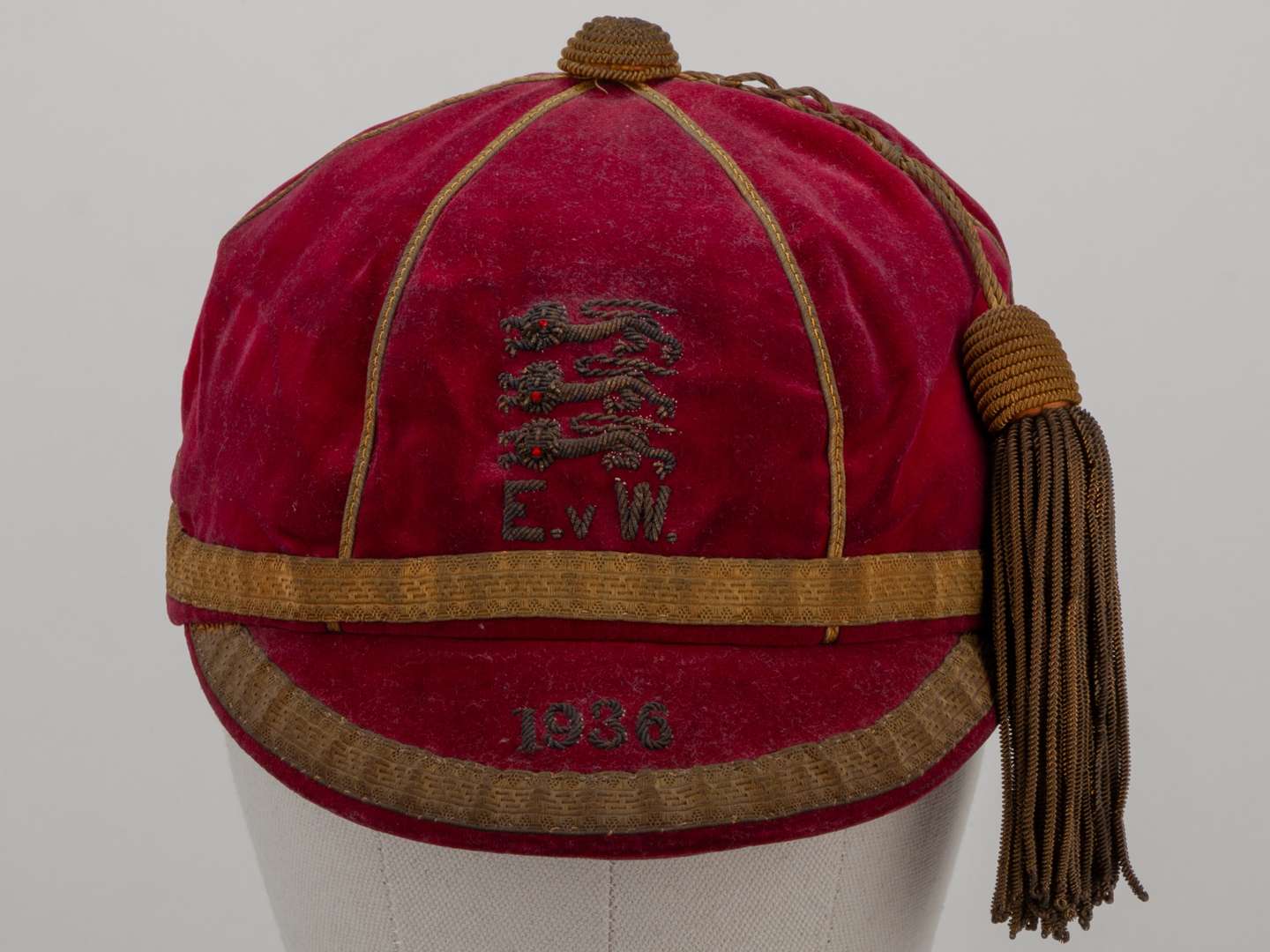 Maroon England v. Wales Schoolboy cap, 1936 - Image 2 of 4
