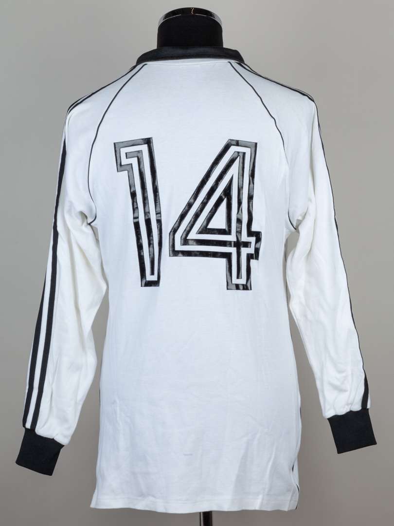 White and black No.14 West Germany long-sleeved shirt, 1980-81. - Image 2 of 5