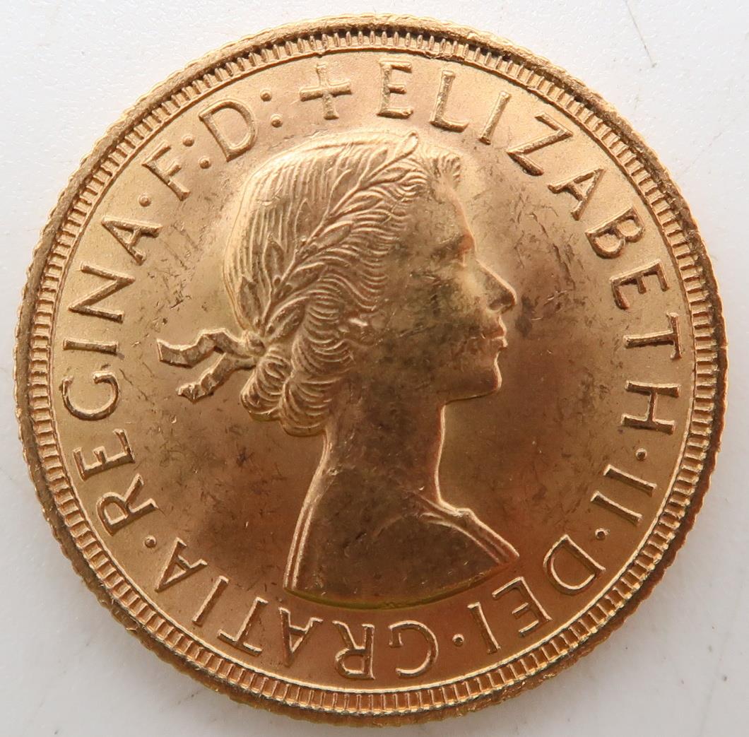 Elizabeth II (1952-2022) 1 Sovereign 1958 Obverse 1st portrait of Queen Elizabeth II laureate