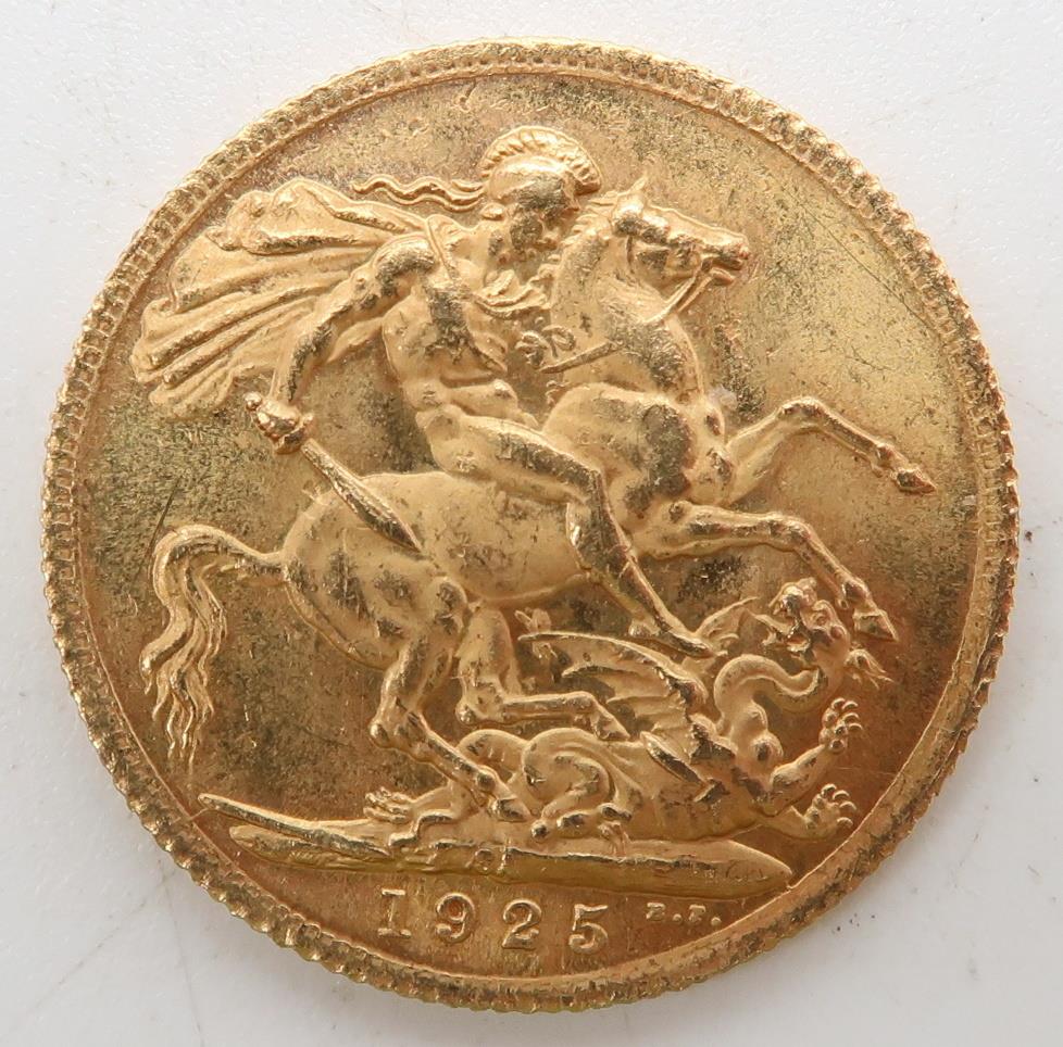 GEORGE V Sovereign Coin 1925  Obverse bust of King George V facing left GEORGIVS V D.G.BRITT:OMN:REX - Image 2 of 2