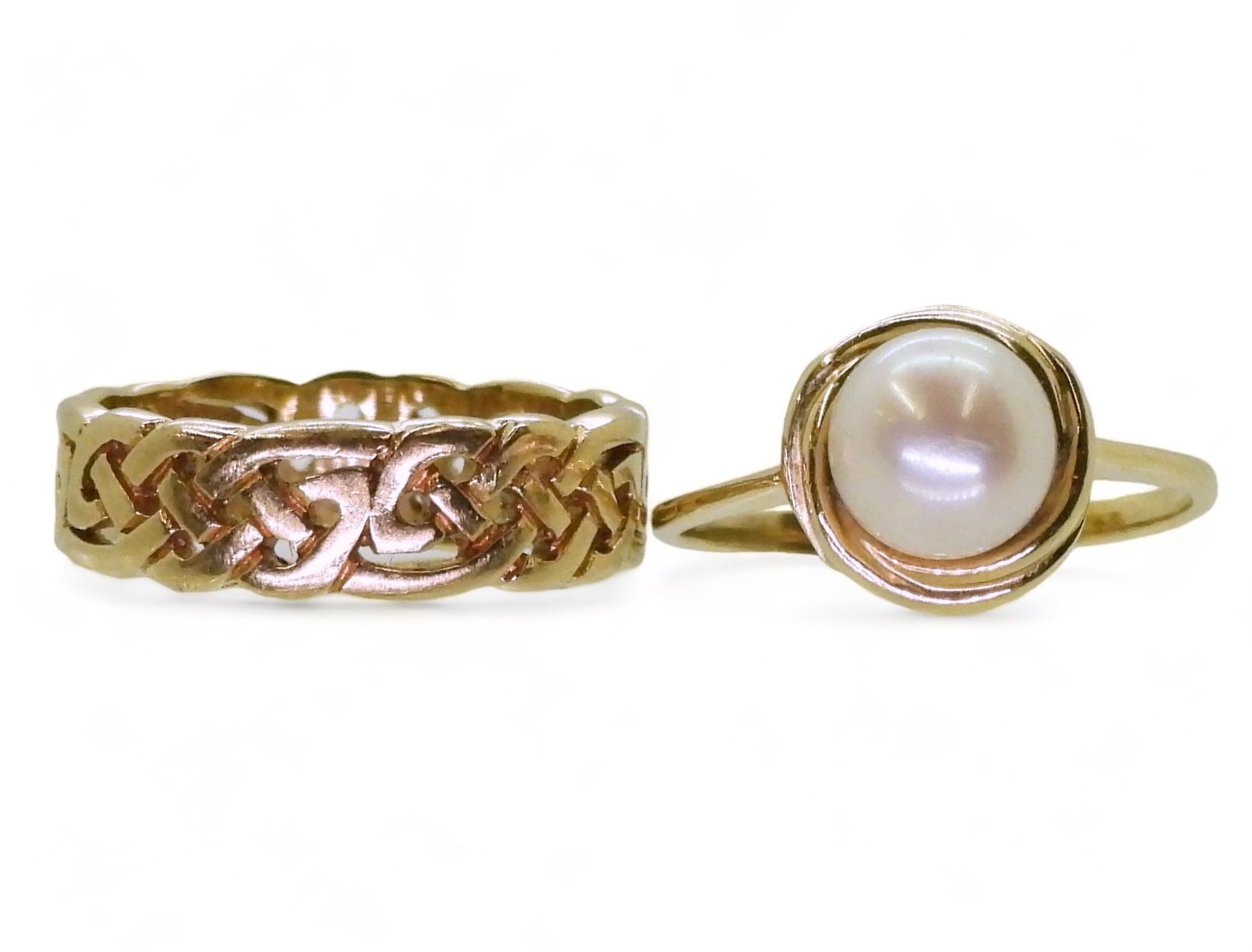 A 9ct gold Celtic knotwork wedding ring, size l weight 3.1gms, together with a 14k gold pearl ring