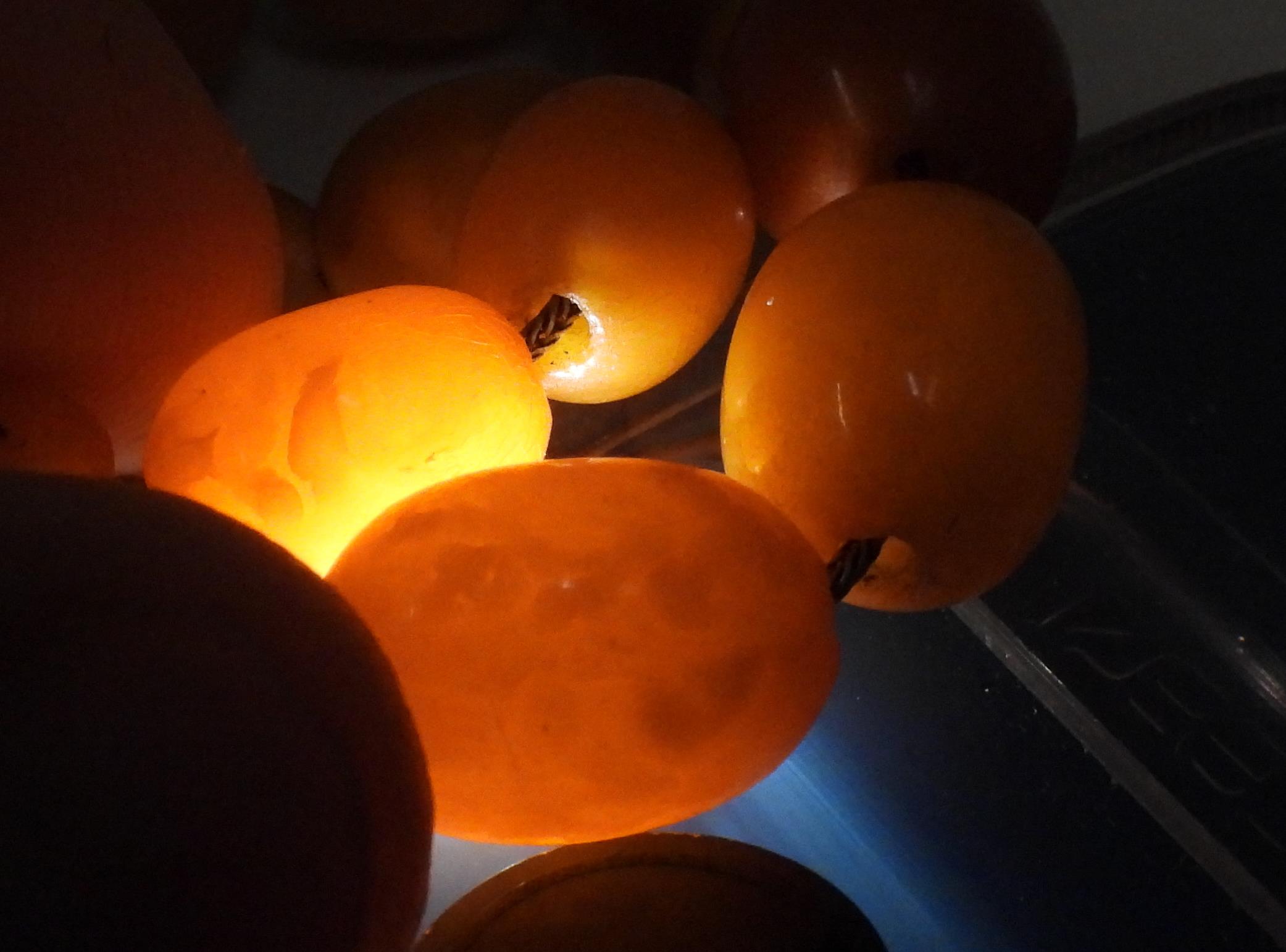 A string of yellow and orange amber coloured beads, largest bead approx 11mm x 13.6gms, overall - Image 5 of 6