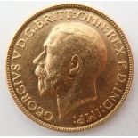 George V (1910-1936) 1 Sovereign 1915 Obverse bust of King George V facing left legend around