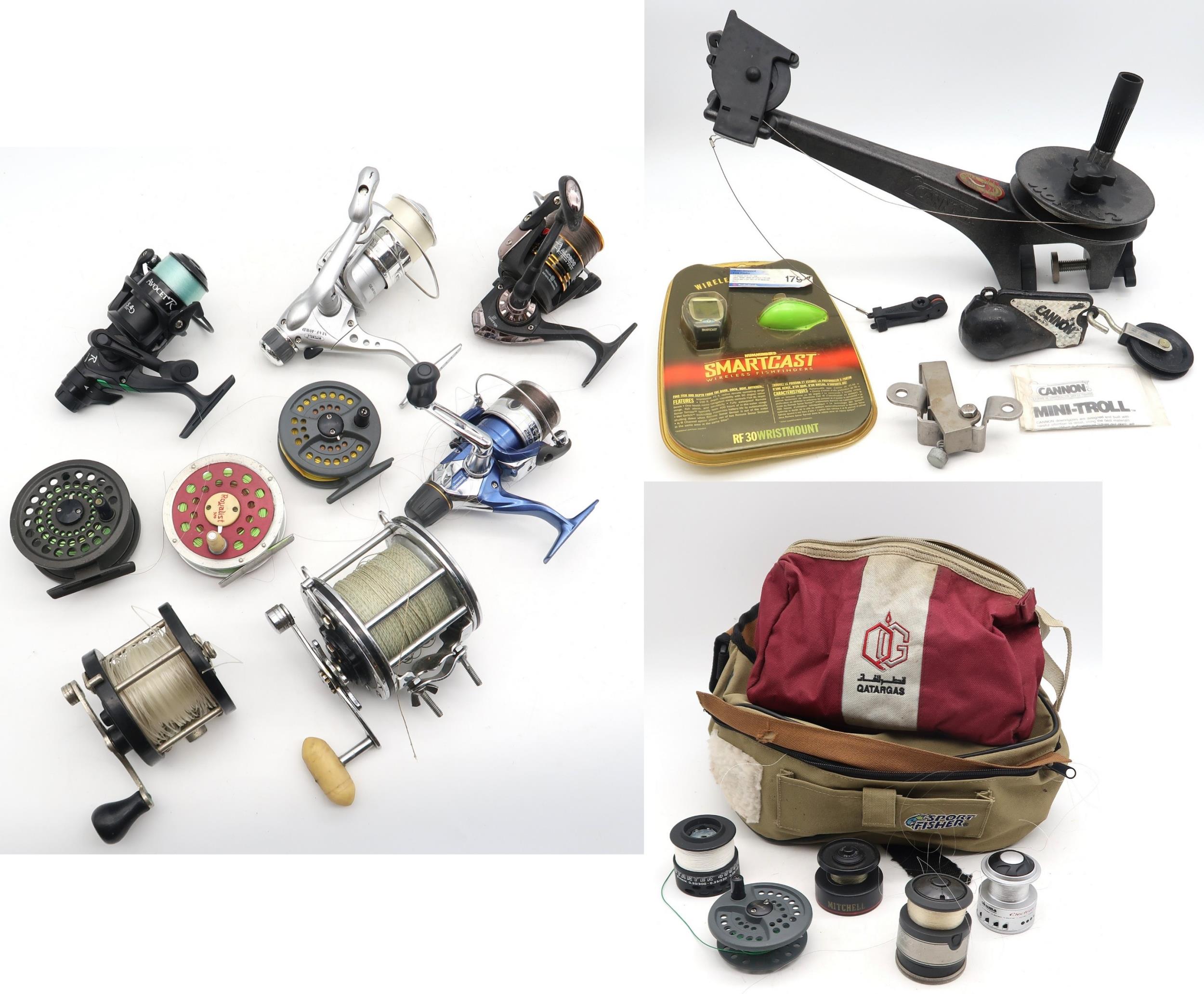 A collection of fishing reels, to include Penn 4/0 Senator, Daiwa Lochmor-S 300 and Mitchell