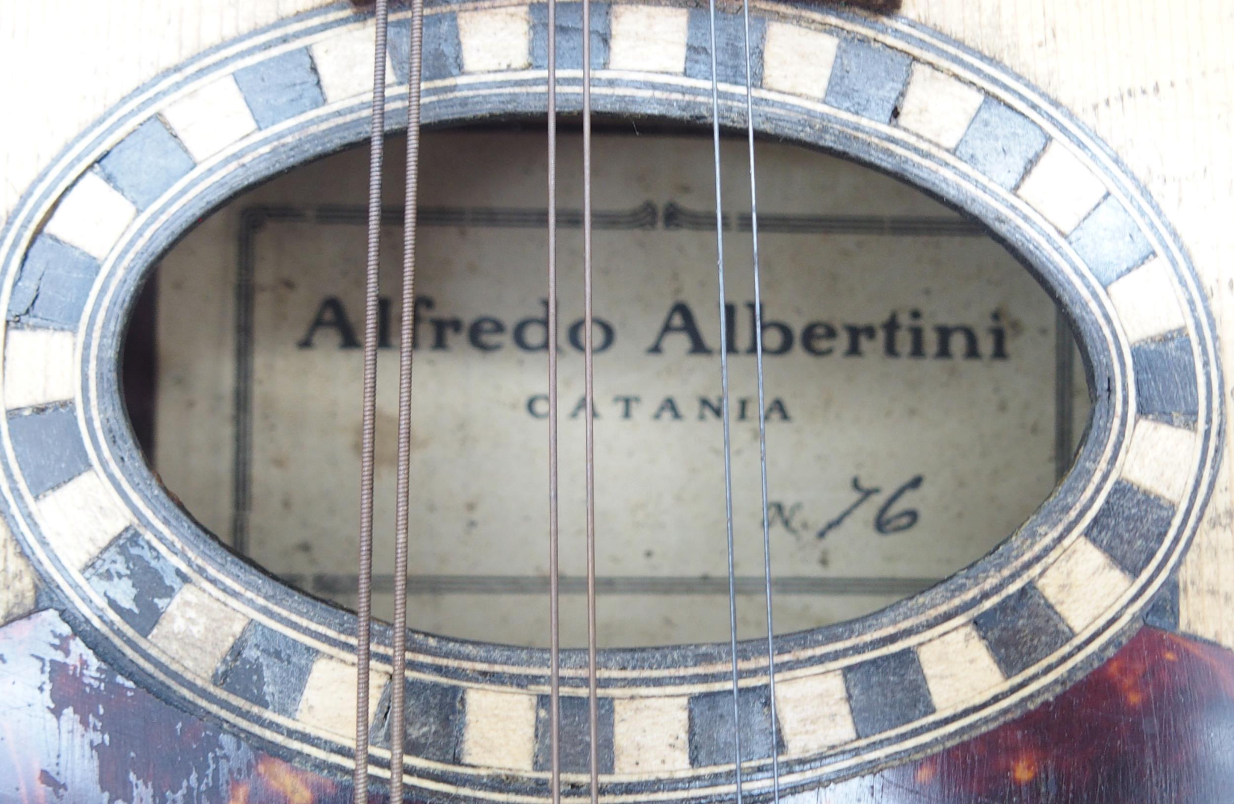 An Alvari 24 bass 25 key piano accordion together with a Sicilian flat back mandolin by Afredo - Image 9 of 9
