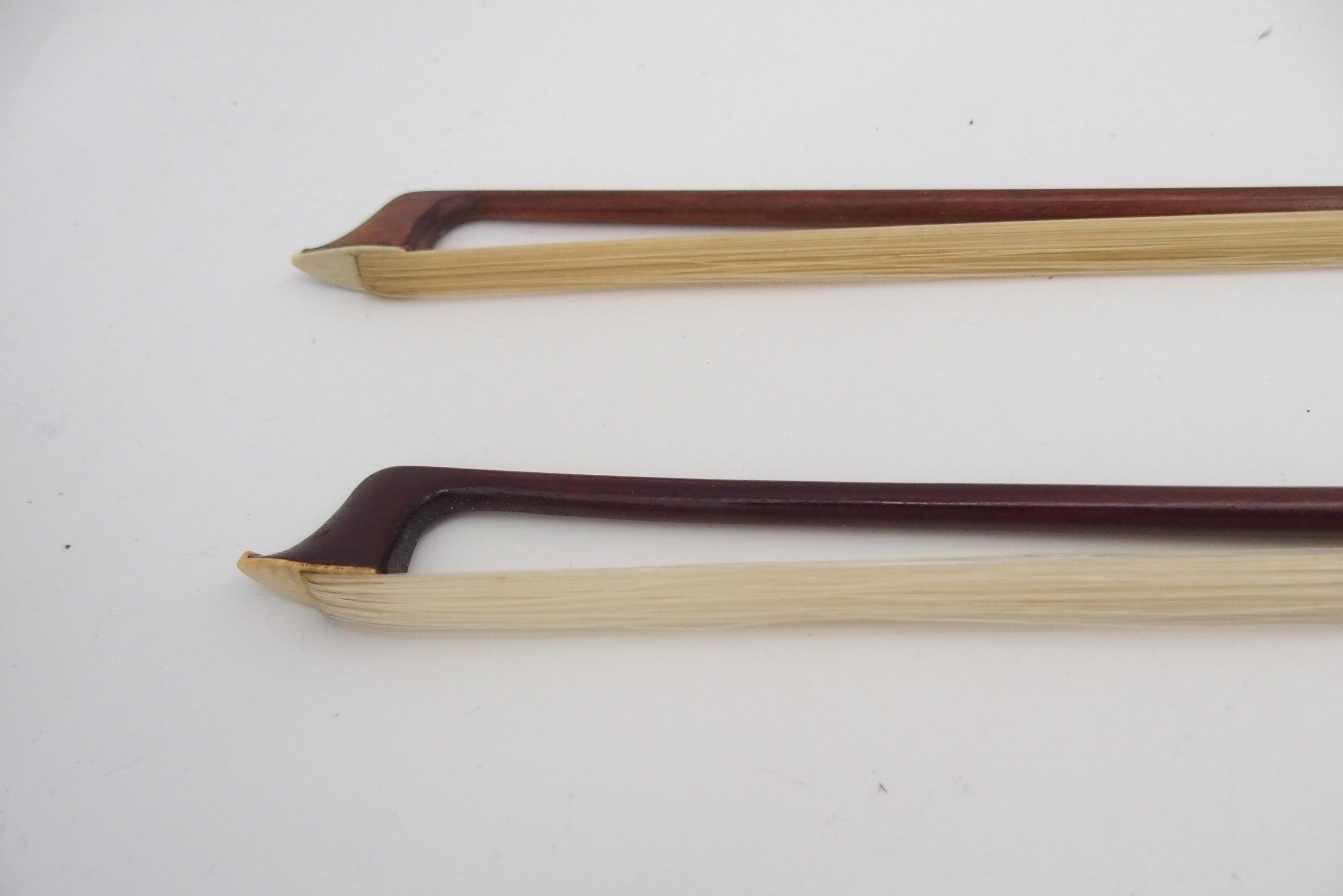 A violin bow 61 grams and another 61 grams Condition Report:Available upon request - Image 3 of 3