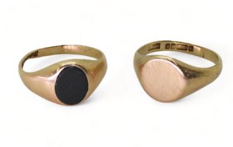 A 9ct gold signet ring set with a bloodstone, size M, and a signet ring size O, weight 5.7gms