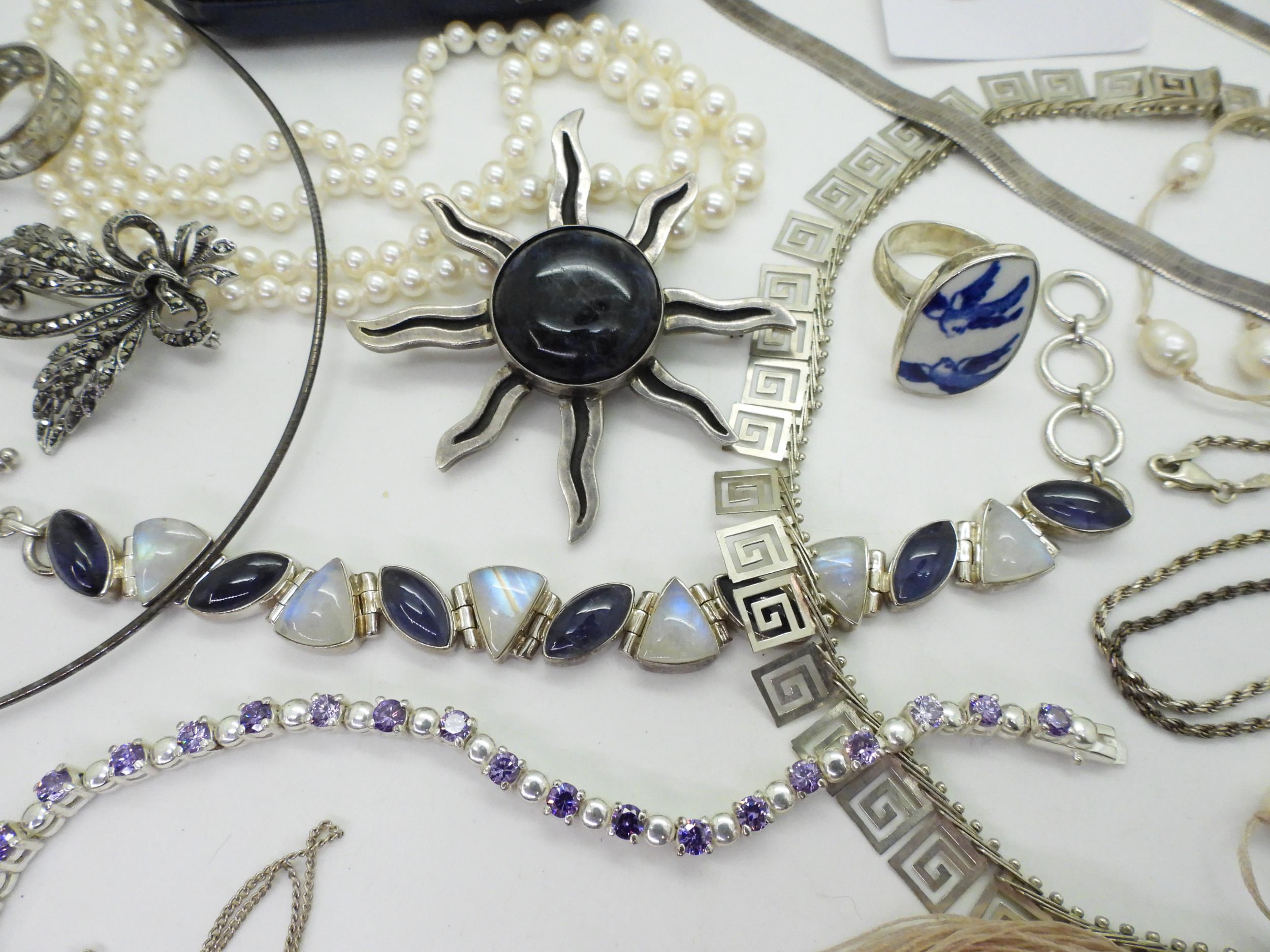 A signed Baccarat purple heart pendant, a silver moonstone and iolite bracelet, Mexican silver Sun - Image 4 of 6