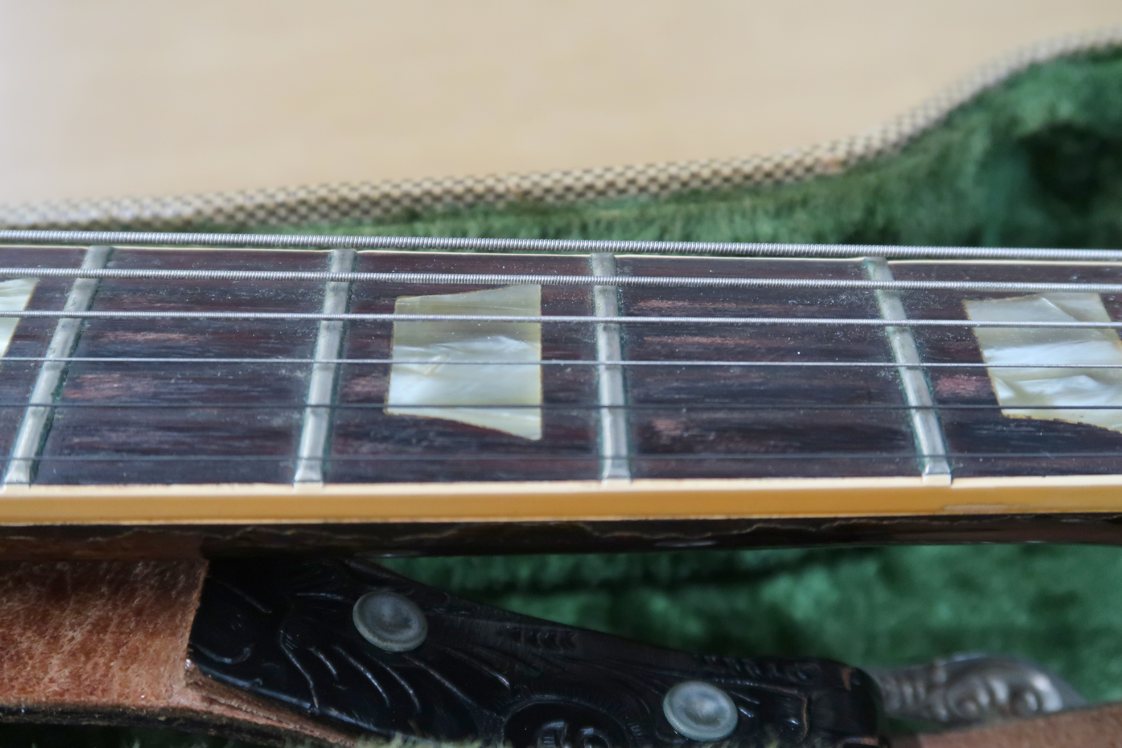 GIBSON a Gibson J160E electro acoustic guitar in dark sunburst serial number 890922 circa 1969 - Image 33 of 39