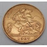 EDWARD VII ½ Sovereign 1907 Obverse portrait of King Edward VII facing right legend around