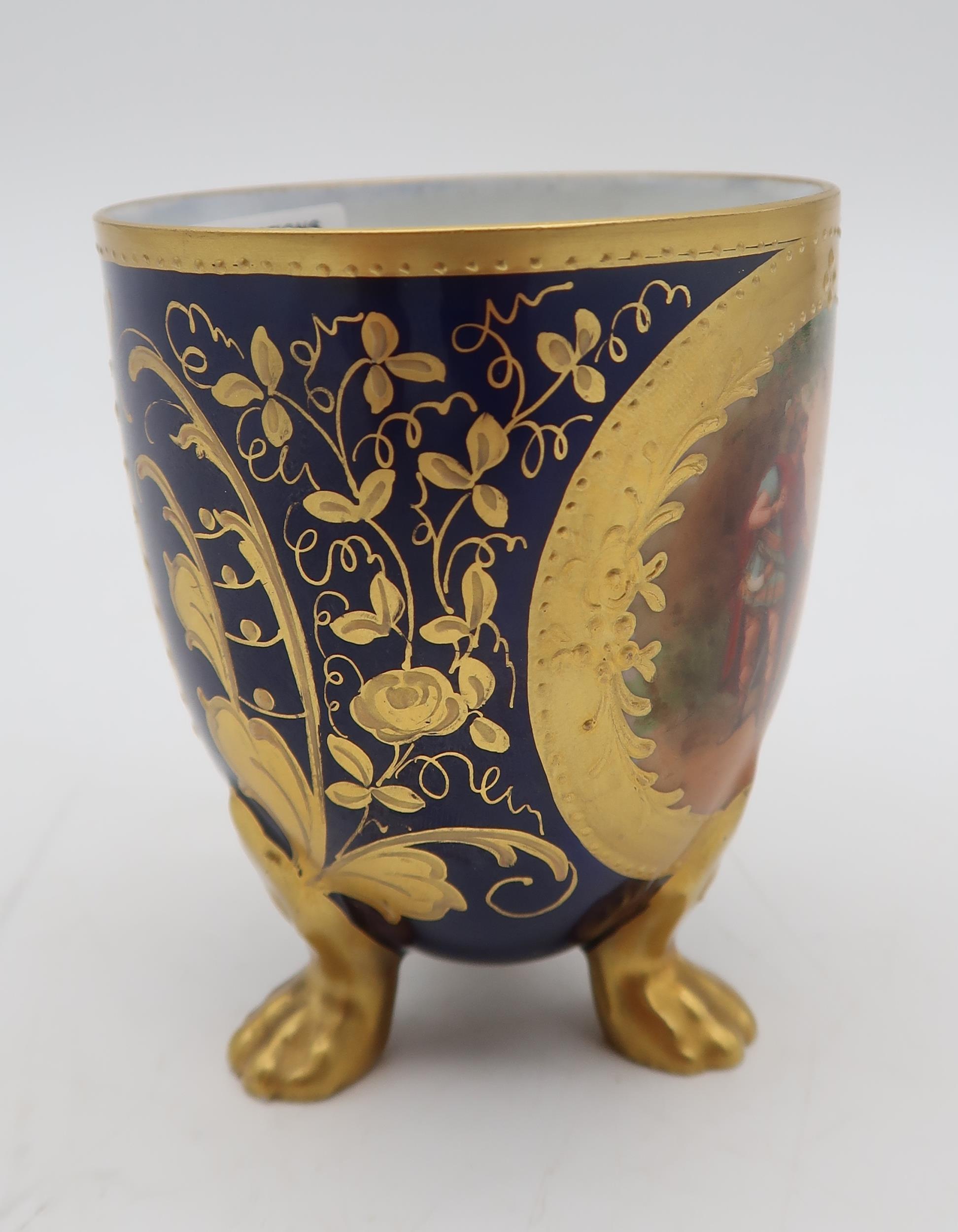 A continental porcelain cup, transfer printed with a scene of Siegfried and the Rhine daughters - Image 3 of 5