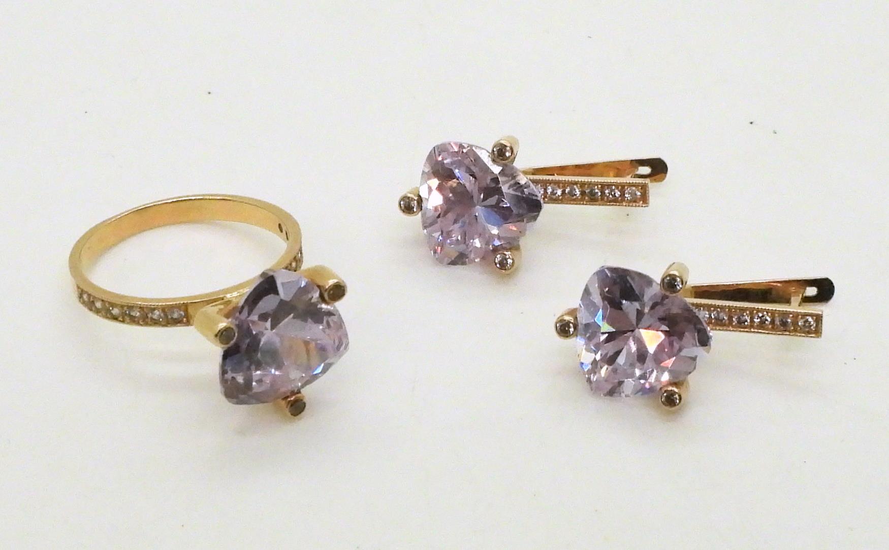 A Russian 14k gold ring and earring suite, set with purple cubic zirconia trilliant cuts, and - Image 2 of 4