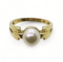 A 9ct gold pearl ring, size N1/2, weight 3.7gms Condition Report:Available upon request