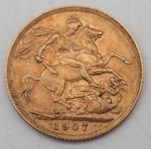 EDWARD VII (1901-1910) 1 Sovereign 1907 Obverse portrait of King Edward VII facing right legend