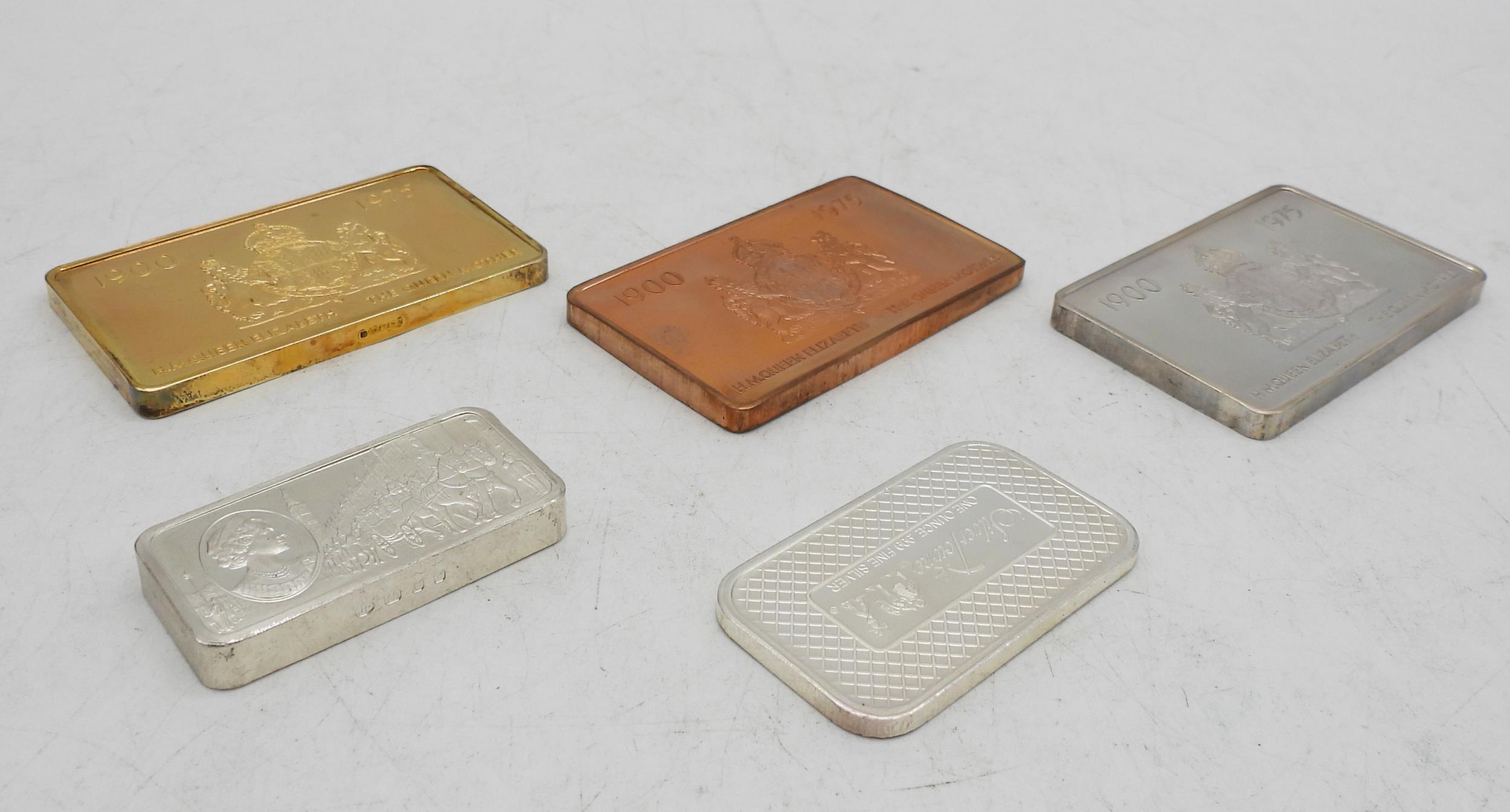 BULLION a lot comprising a cased set of commemorative tablets celebrating the 75th birthday of Her - Image 4 of 6