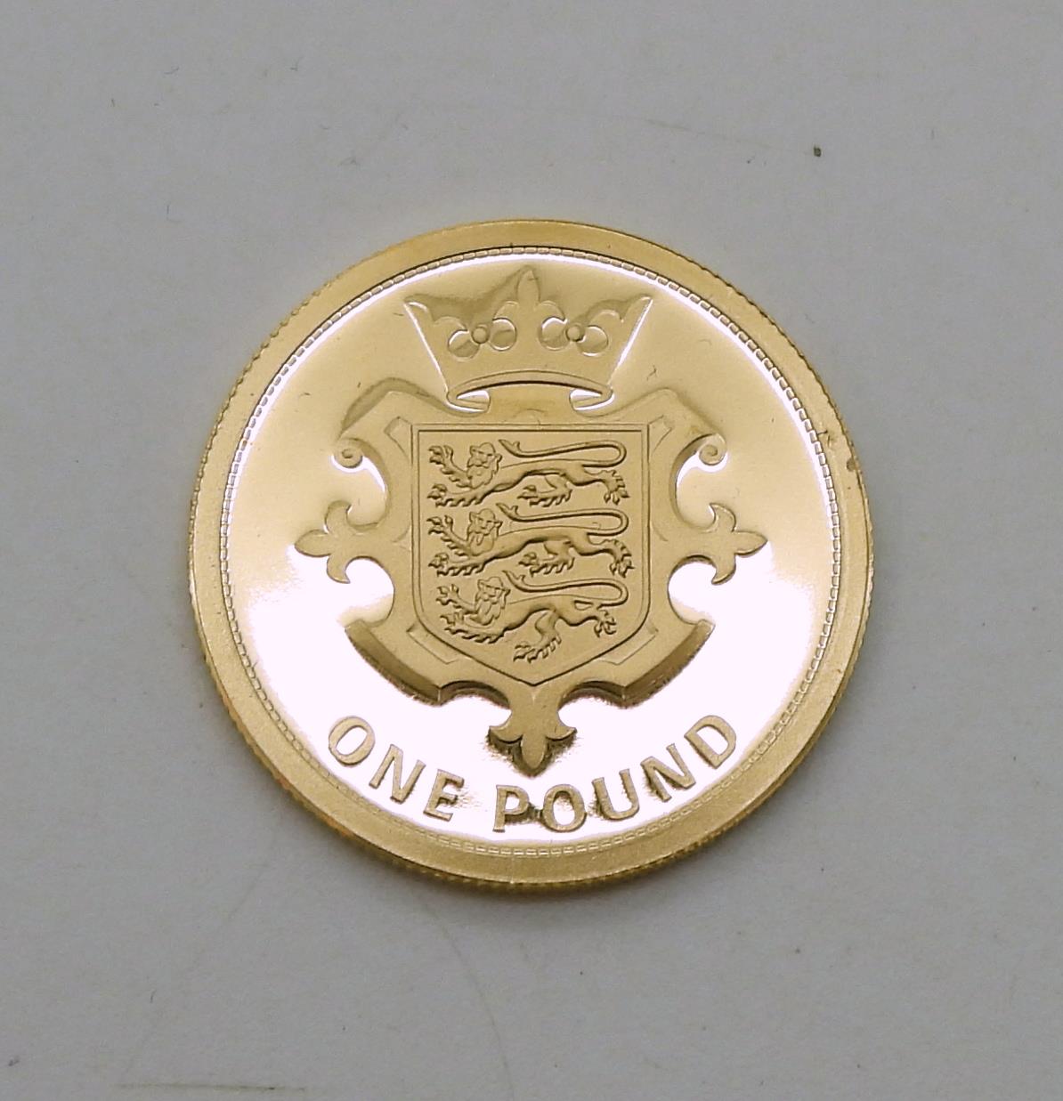 Elizabeth II (1952-2022) Jersey One Pound 2015 Obverse Queen Elizabeth II right legend around - Image 4 of 8