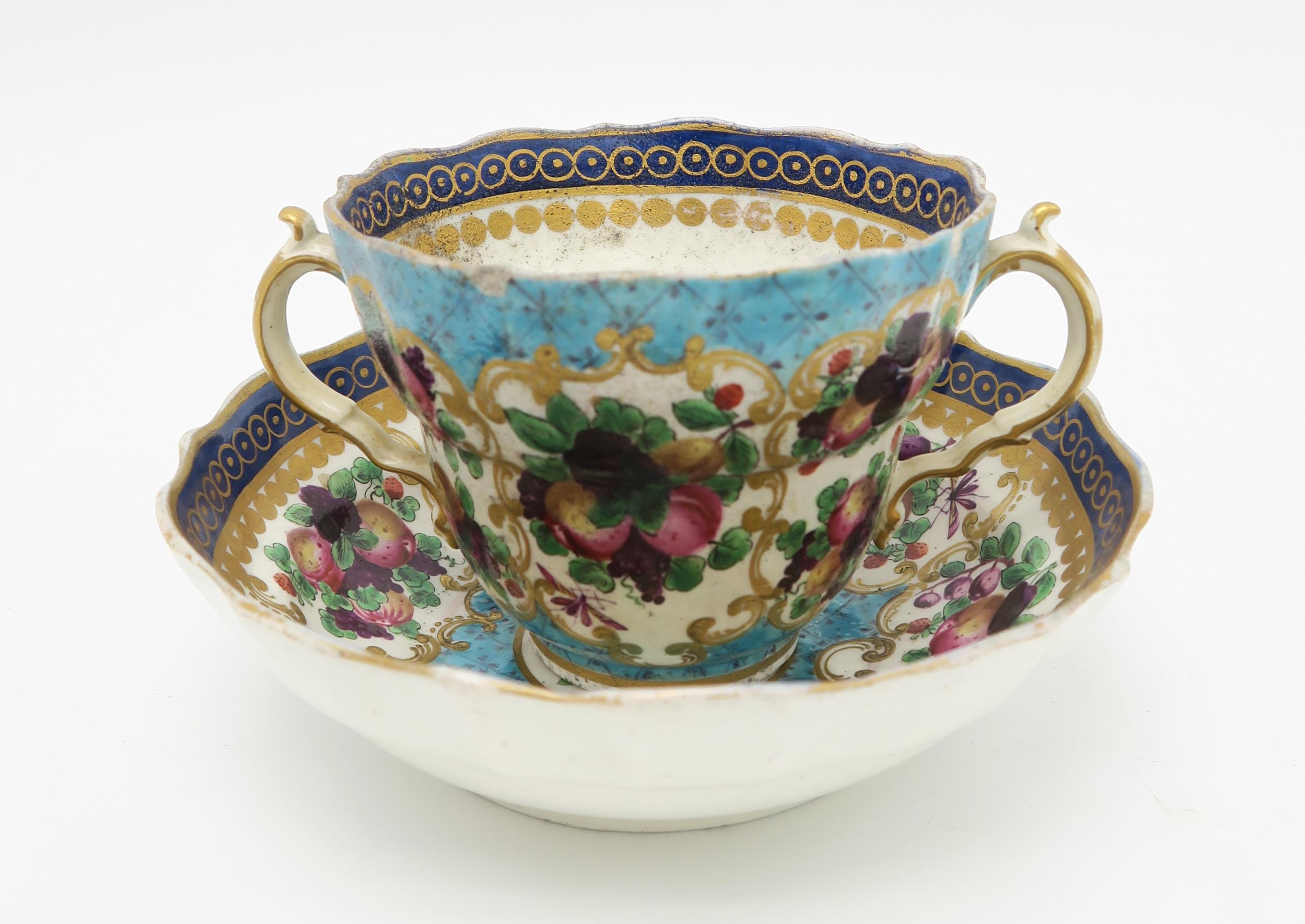 AN 18TH CENTURY WORCESTER TEAPOT of bullet form, painted with floral sprays, together with a later - Image 9 of 12