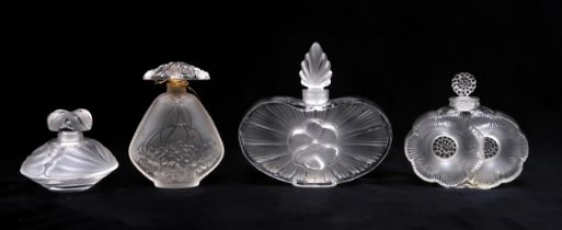 RENE LALIQUE (1860-1945) 'DEUX FLEURS' SCENT BOTTLE with etched signature to base and Made in France