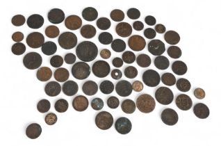 Great Britain a lot comprising various copper coins to include William and Mary, George II, George