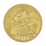 GEORGE V (1910-1936) 1 Sovereign 1913 Obverse bust of King George V facing left legend around