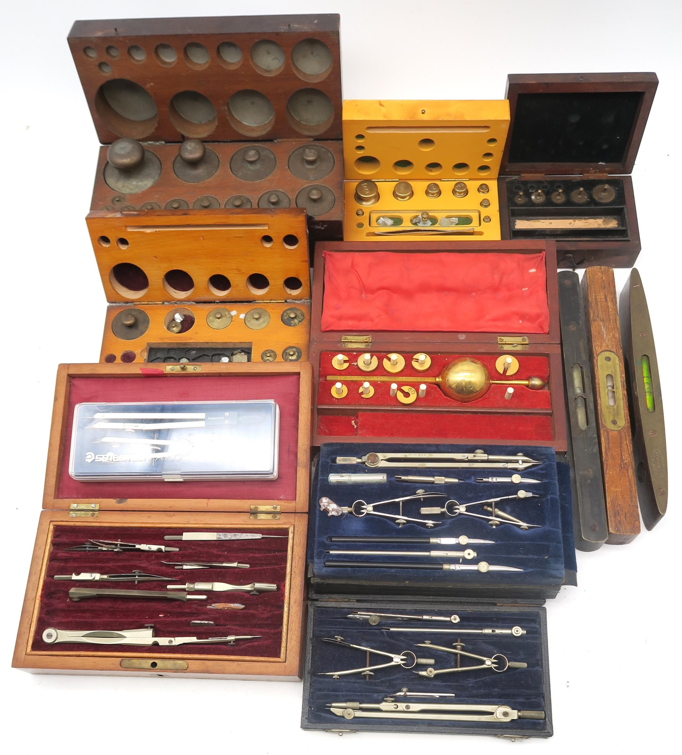 A Sikes Hydrometer retailed by J. Lizars, Glasgow & Edinburgh, assorted cased weights, various - Image 2 of 3